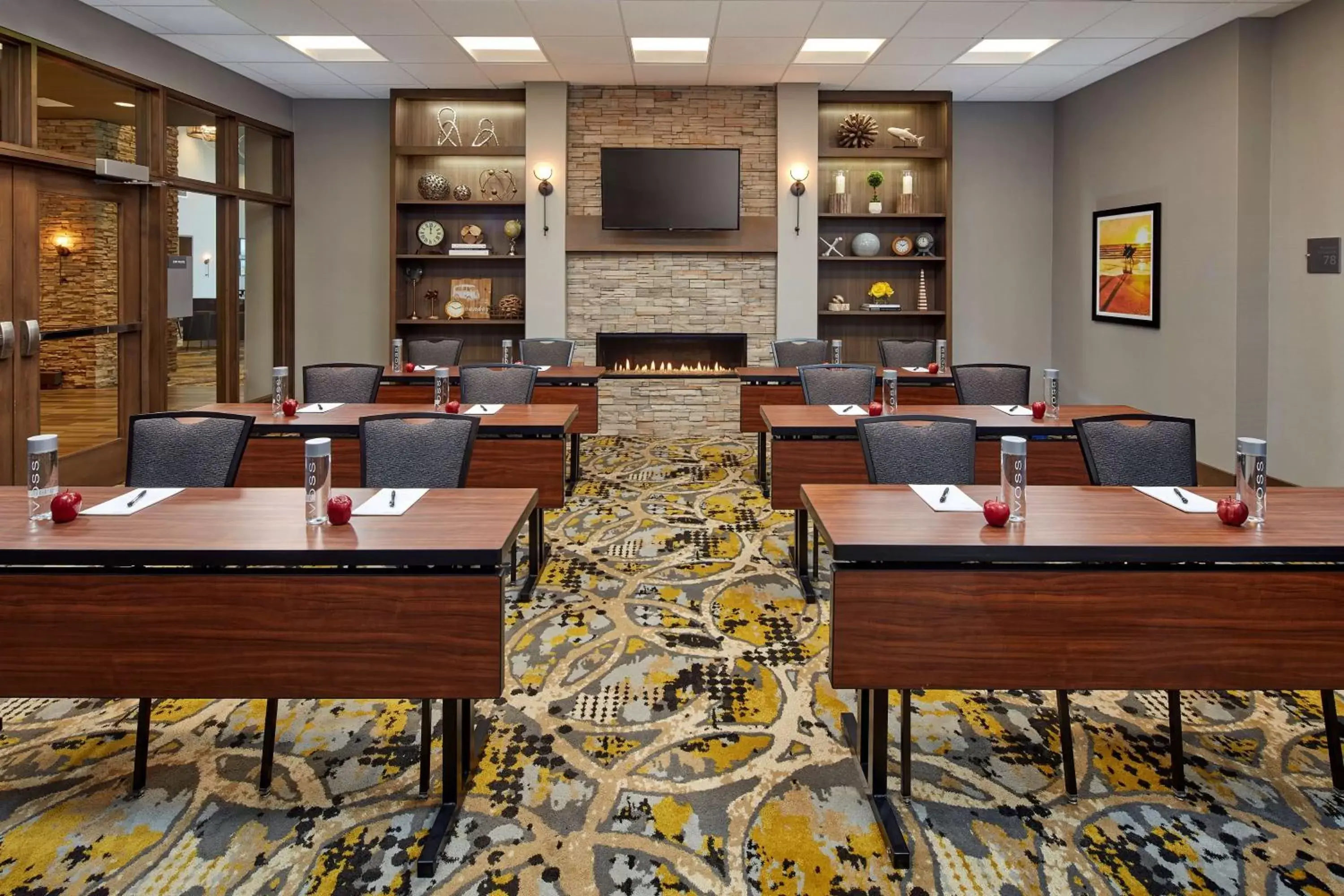 Meeting/conference room, Restaurant/Places to Eat in Homewood Suites By Hilton Los Angeles Redondo Beach