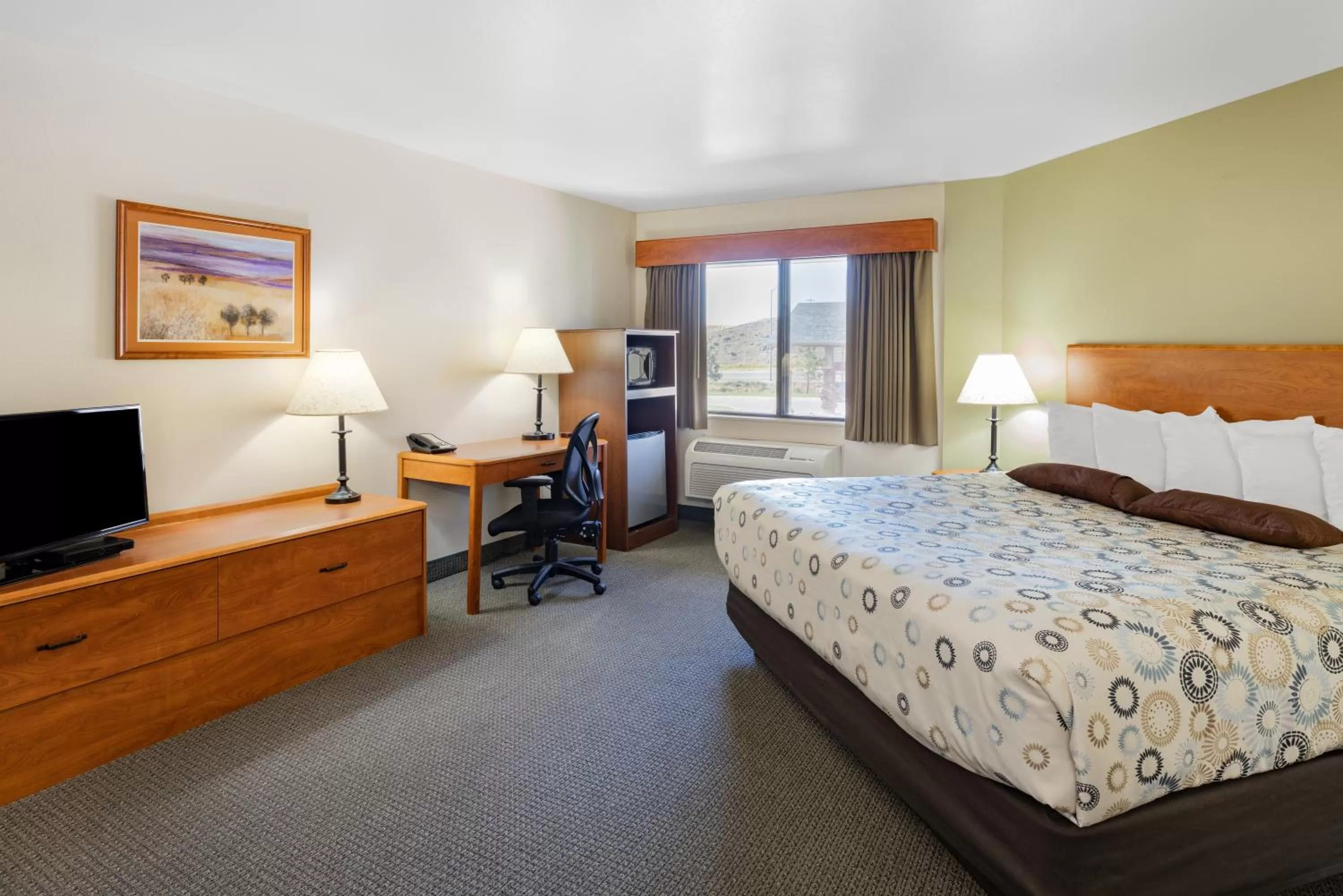 Photo of the whole room, Bed in AmericInn by Wyndham Havre