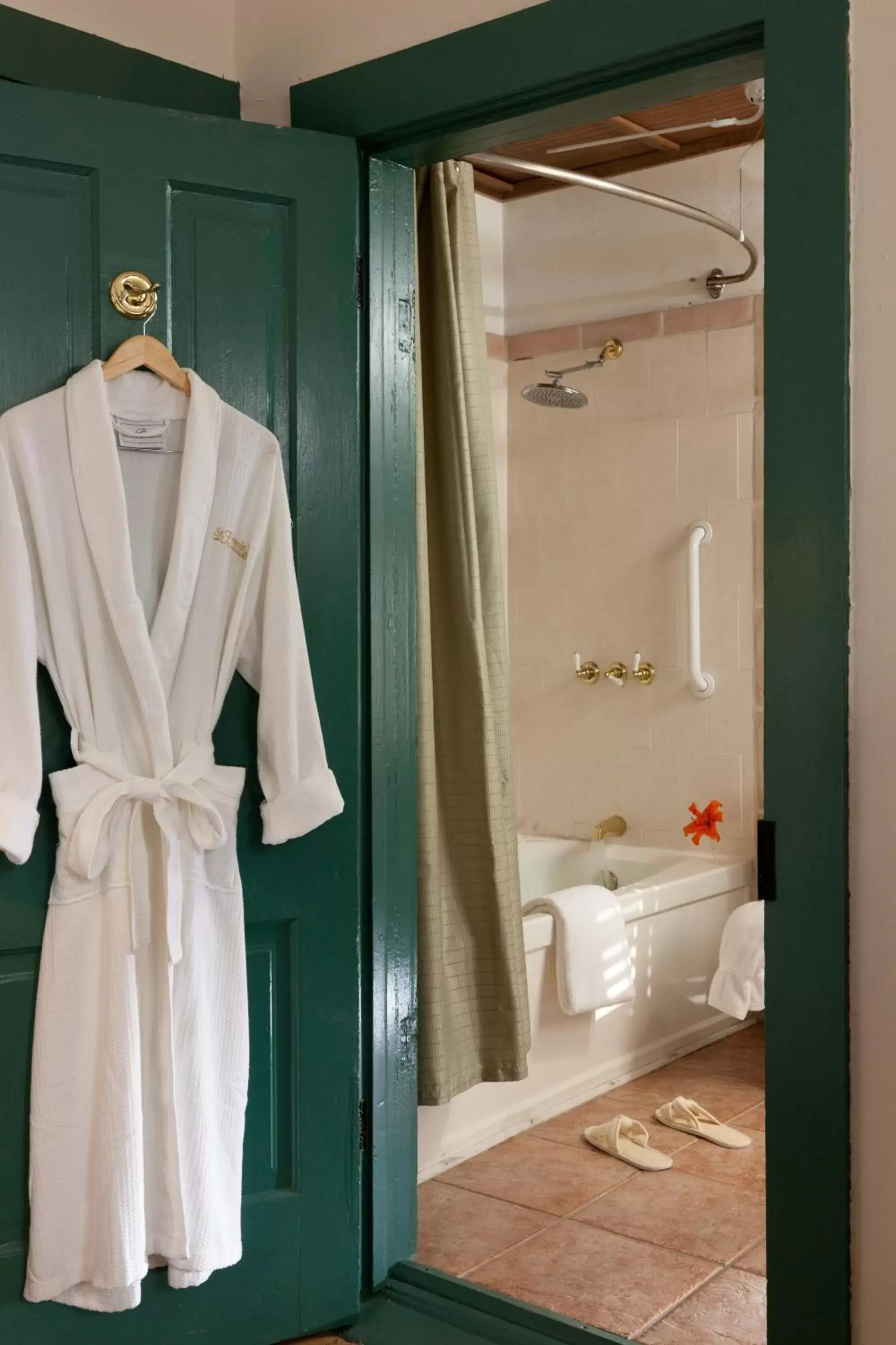 Bathroom in St. Francis Inn - Saint Augustine