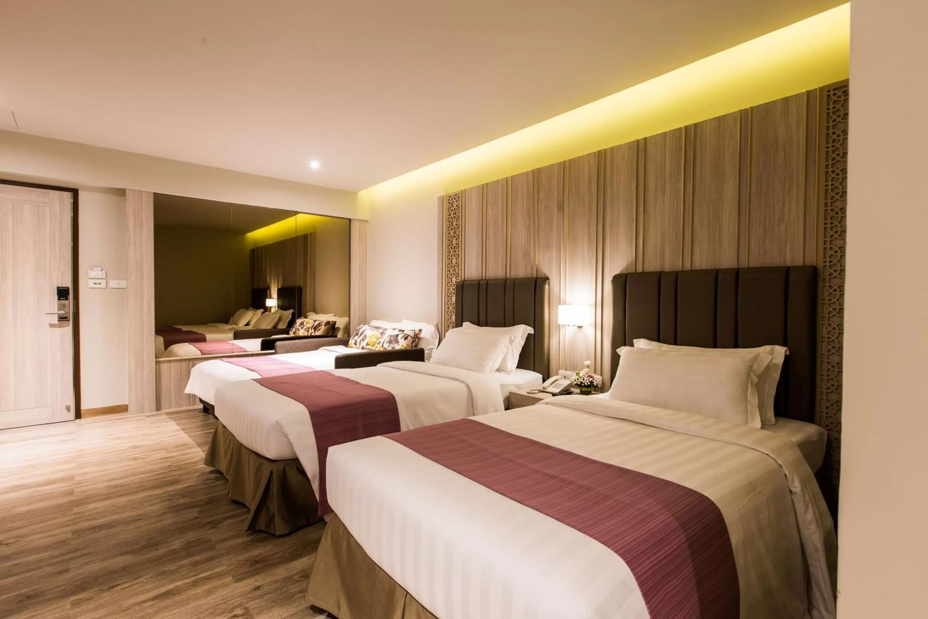 Bed in S.D. Avenue Hotel