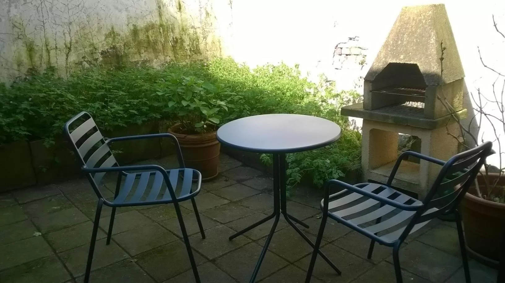 Garden in Hotel de Vischpoorte, centrum Deventer en aan de IJssel