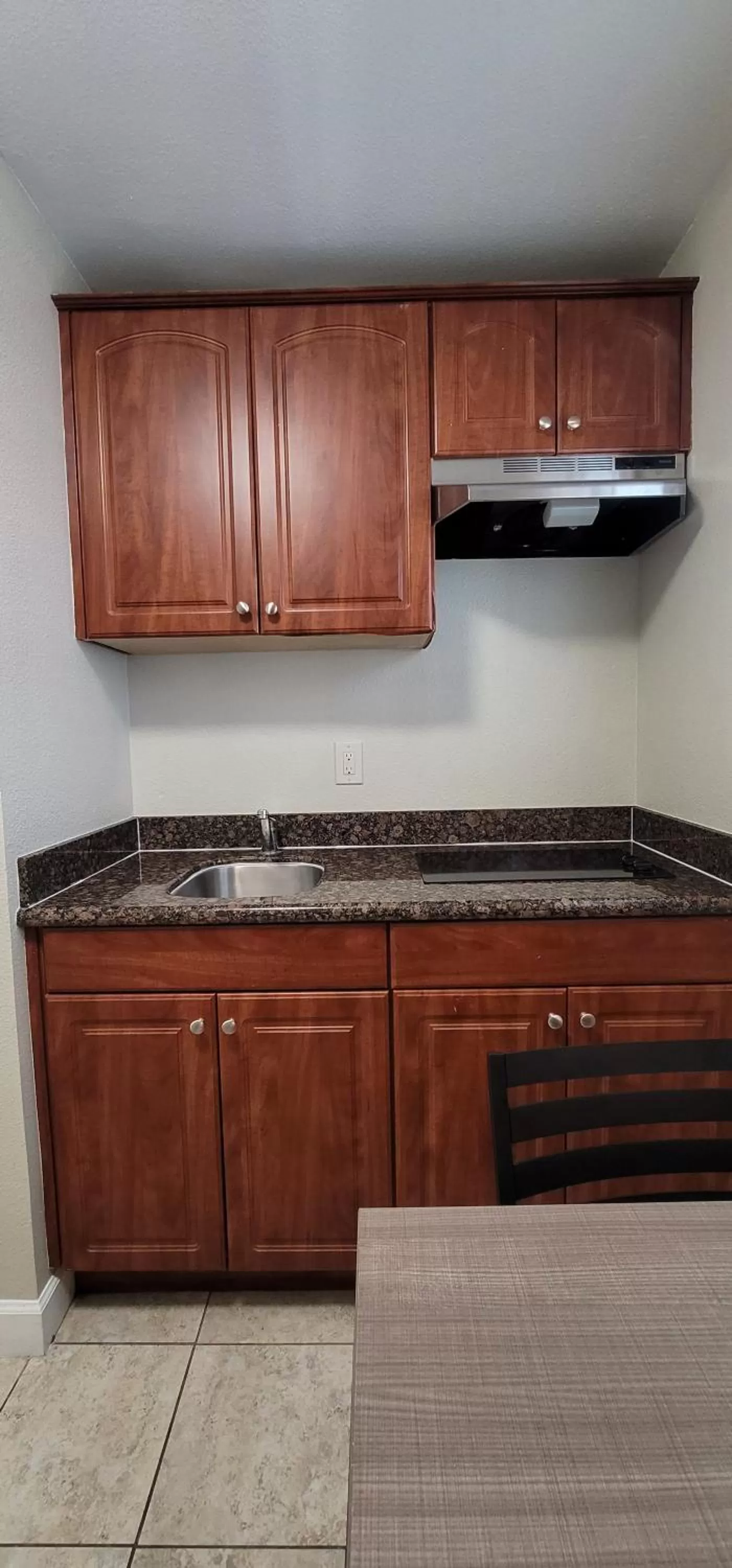 Kitchen or kitchenette in Beachwalker Inn & Suites