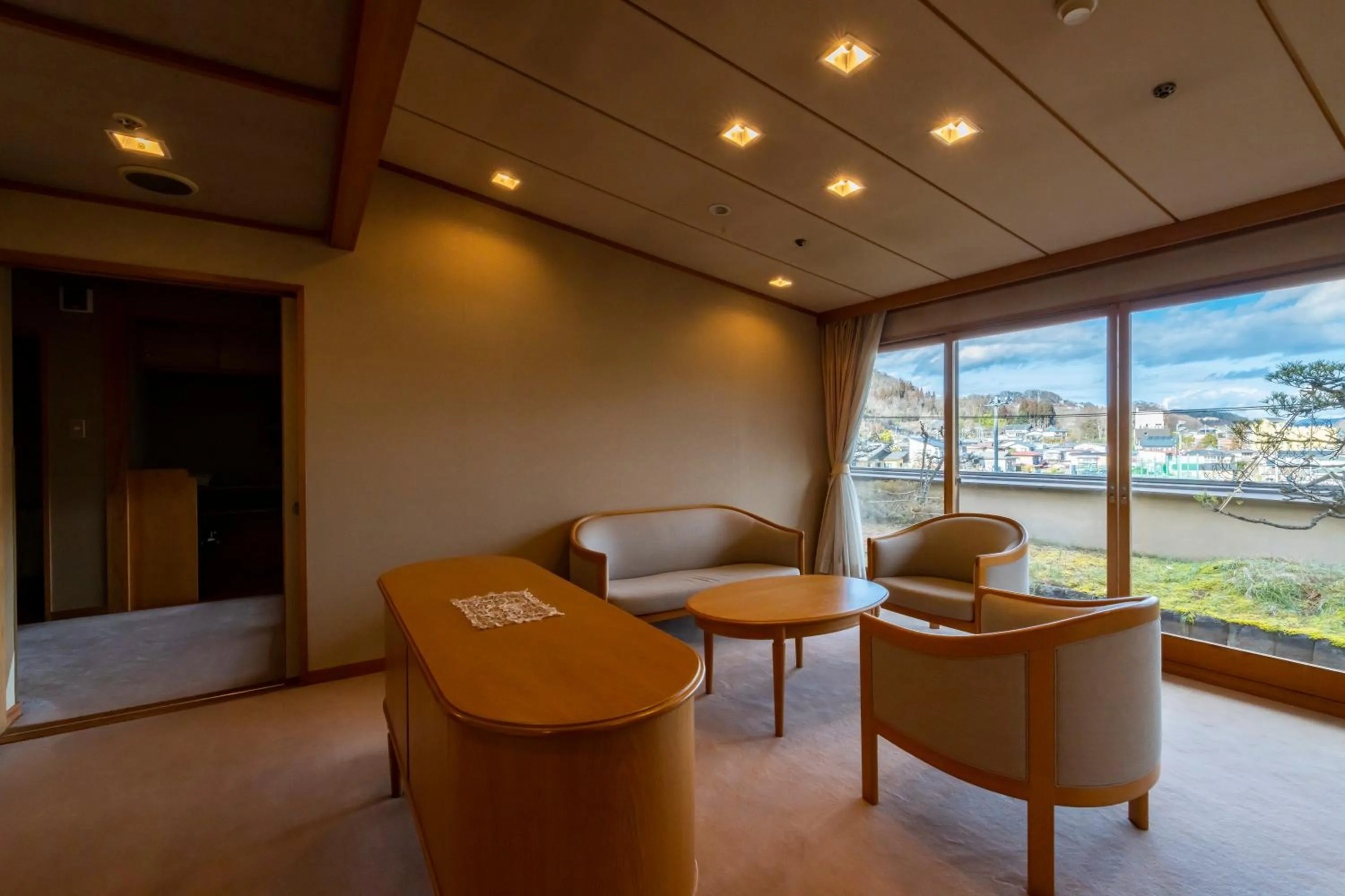 Photo of the whole room in Senkeien Tsukioka Hotel