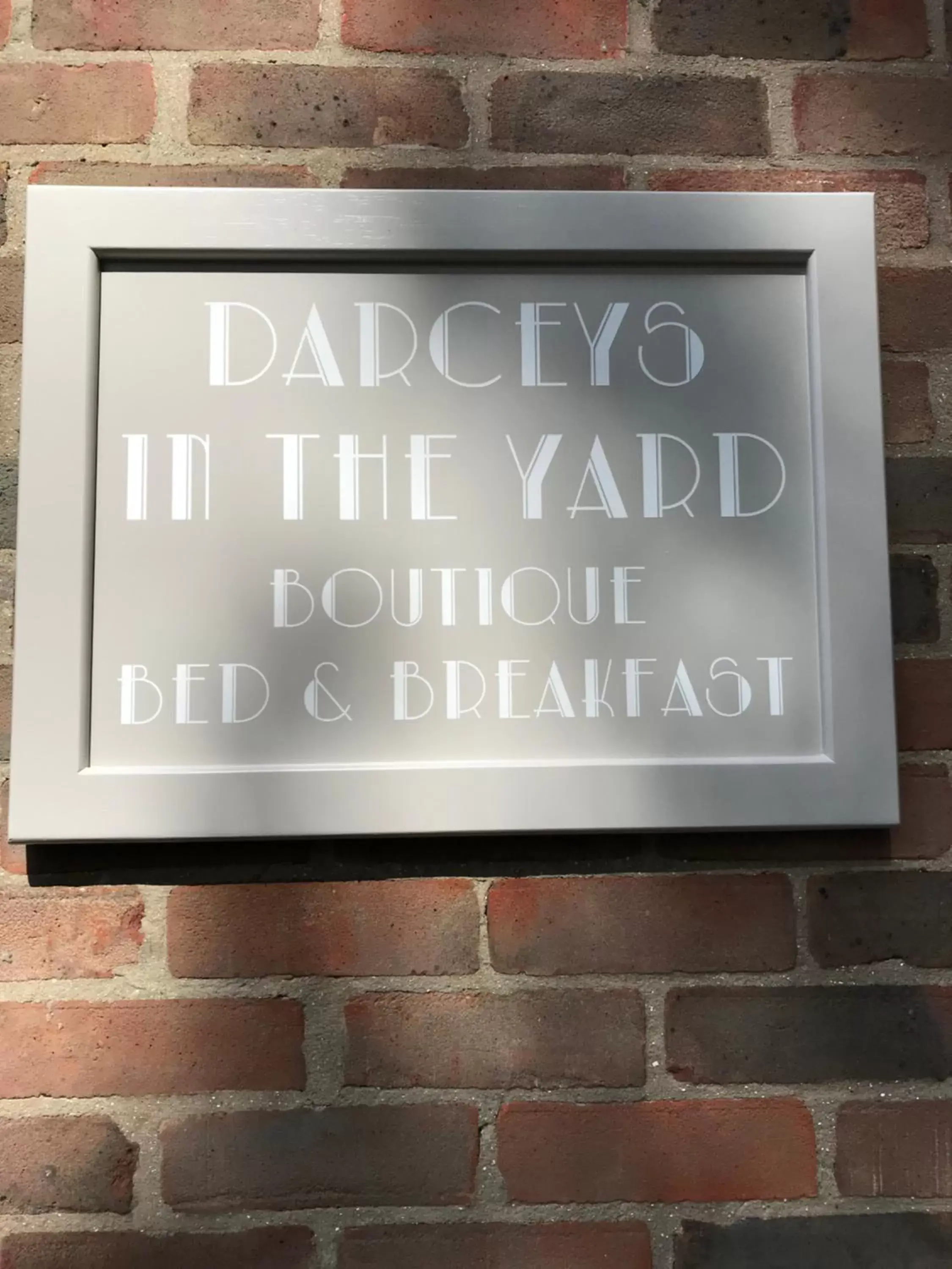 Property Logo/Sign in Darceys in the Yard