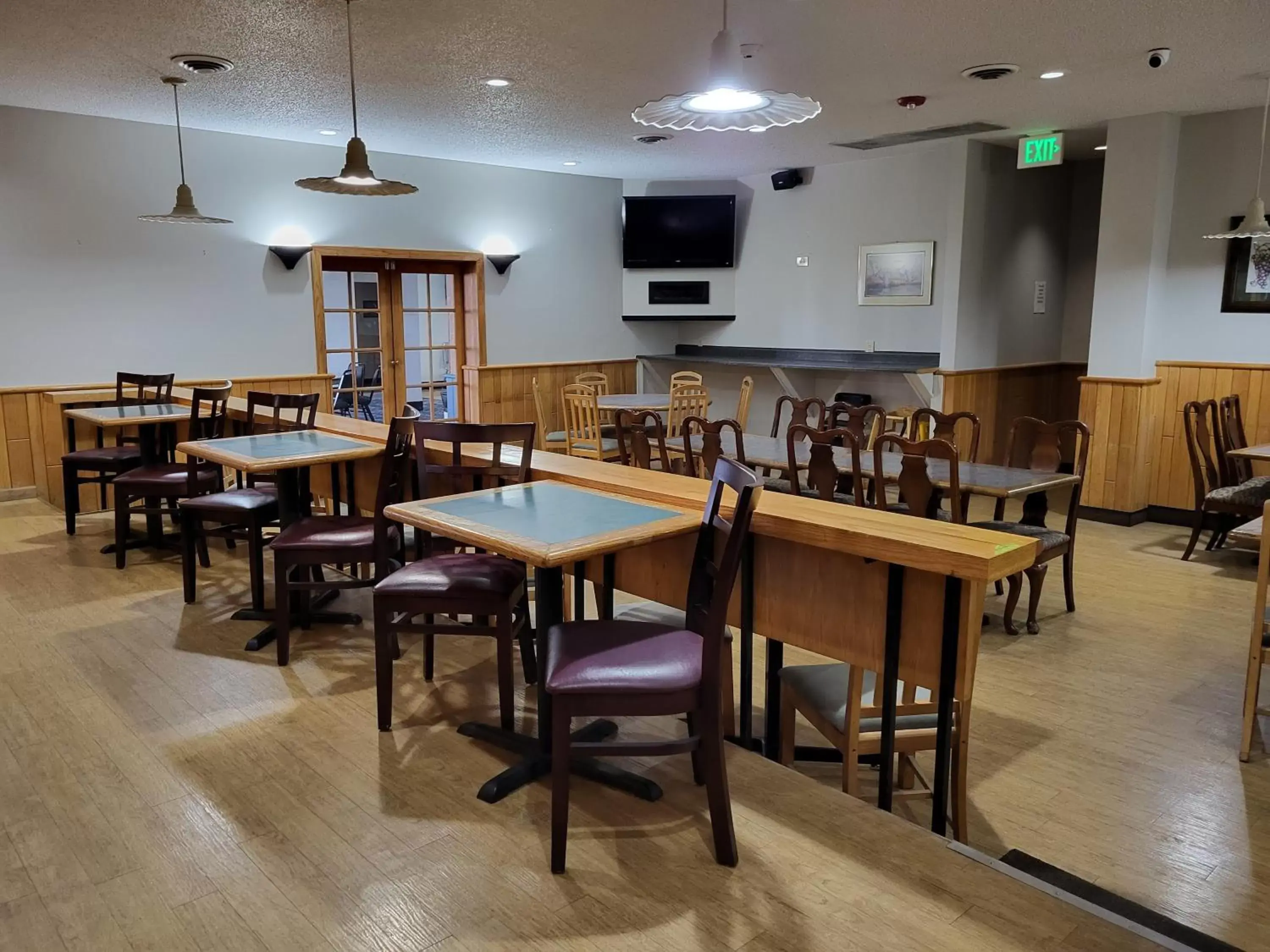 Lounge or bar, Restaurant/Places to Eat in Quality Inn & Suites