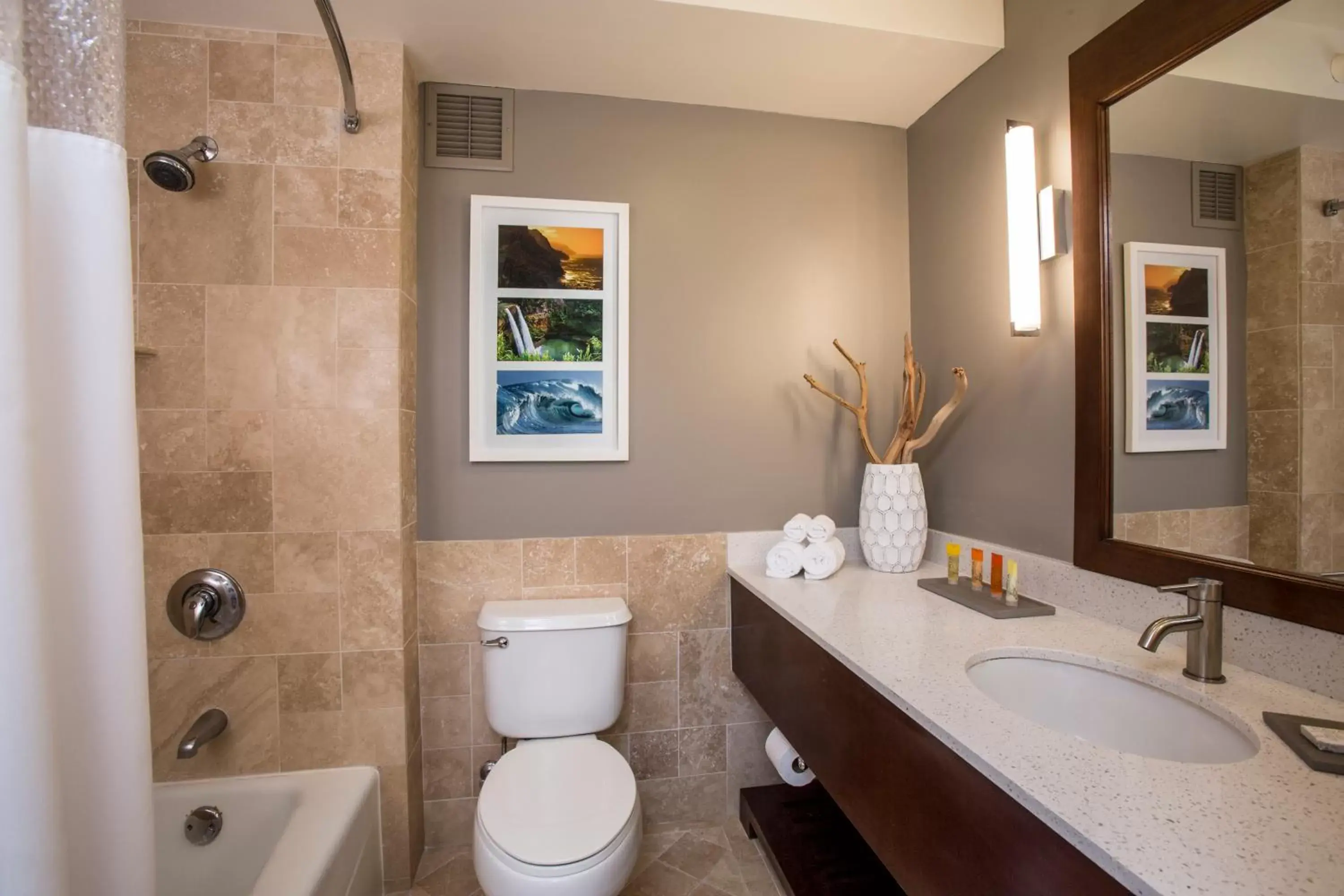 Shower, Bathroom in OUTRIGGER Kaua'i Beach Resort & Spa