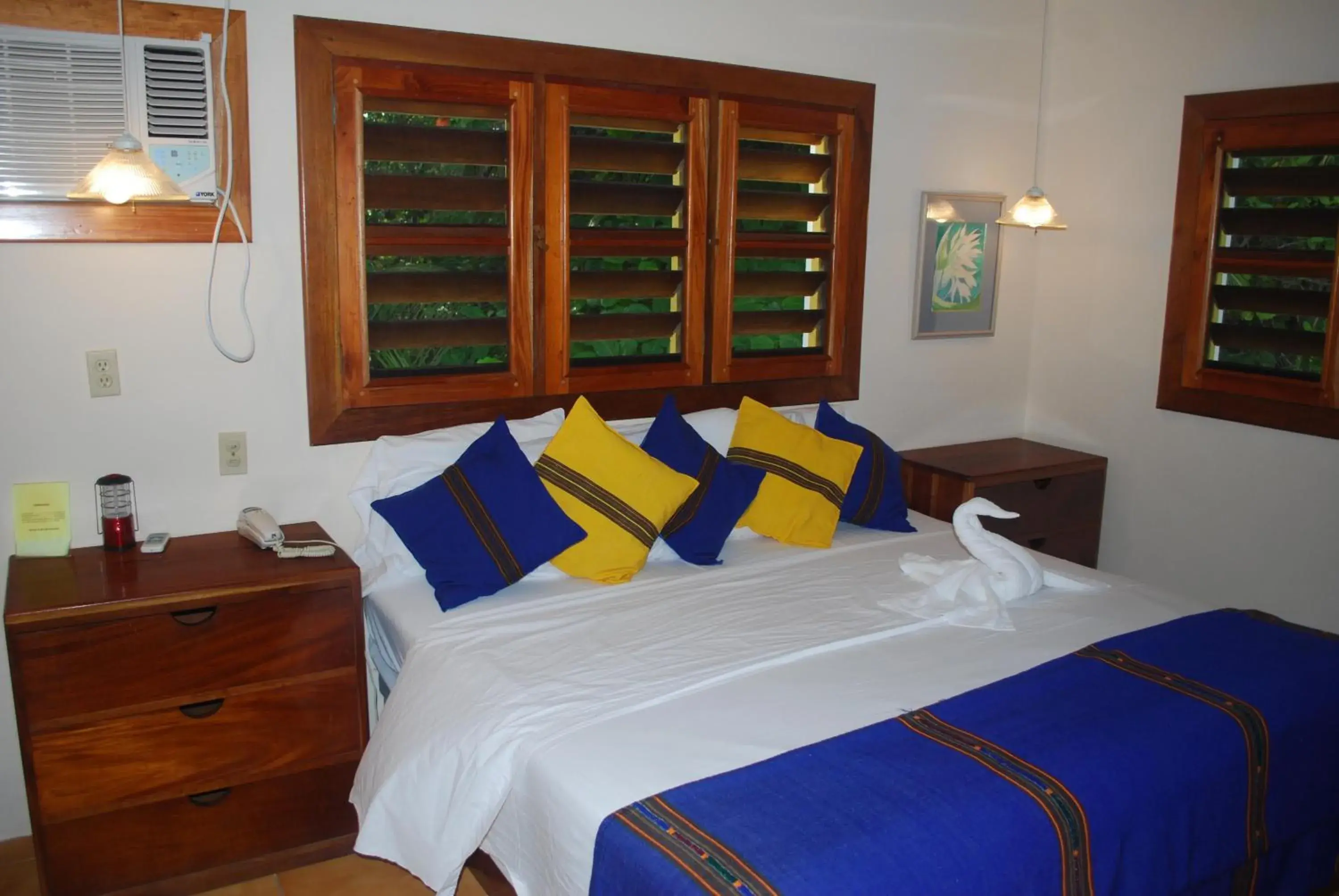 Queen Room in Caribbean Villas Hotel