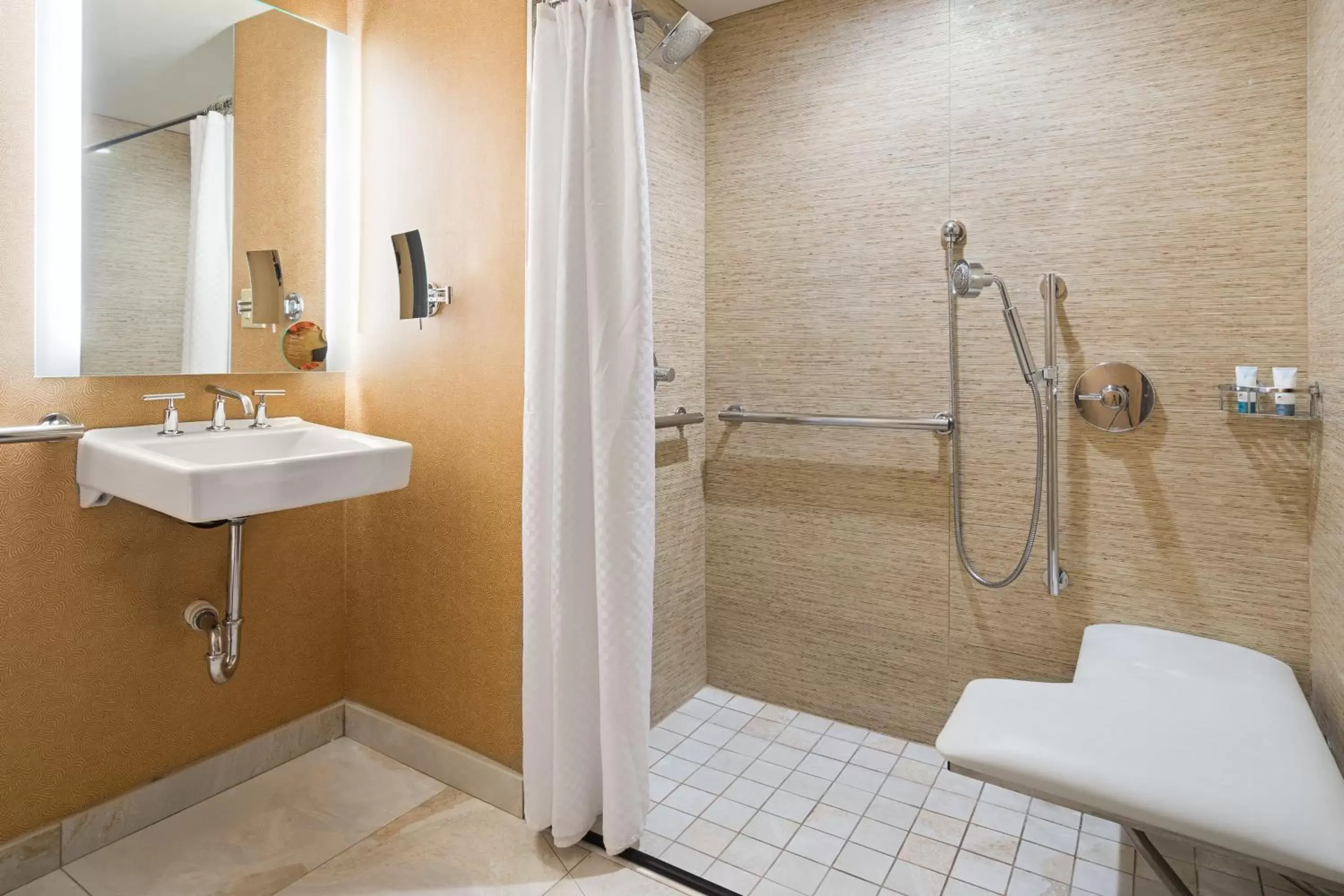 Bathroom in The Westin Crystal City Reagan National Airport