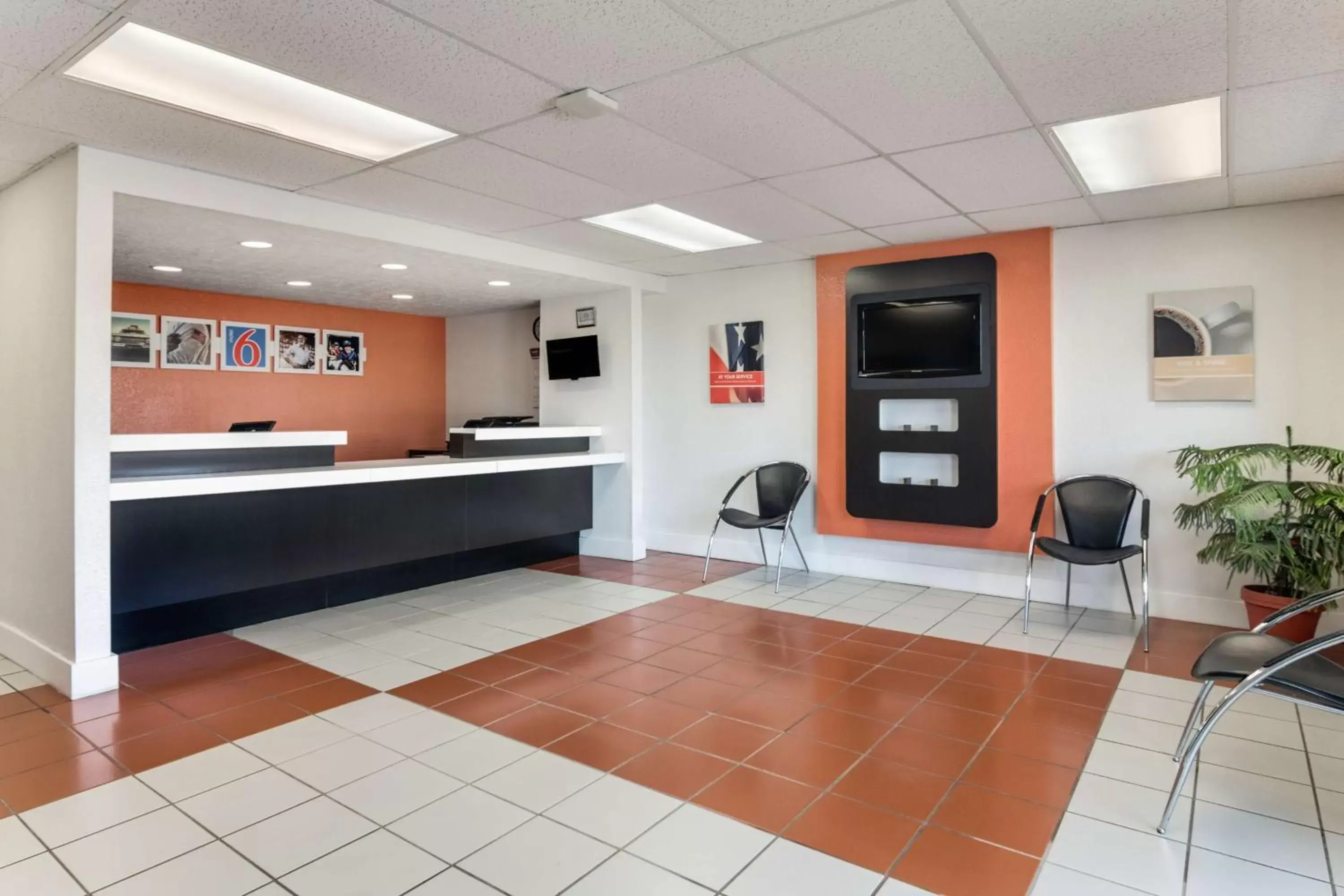 Lobby or reception, Lobby/Reception in Motel 6-Youngstown, OH