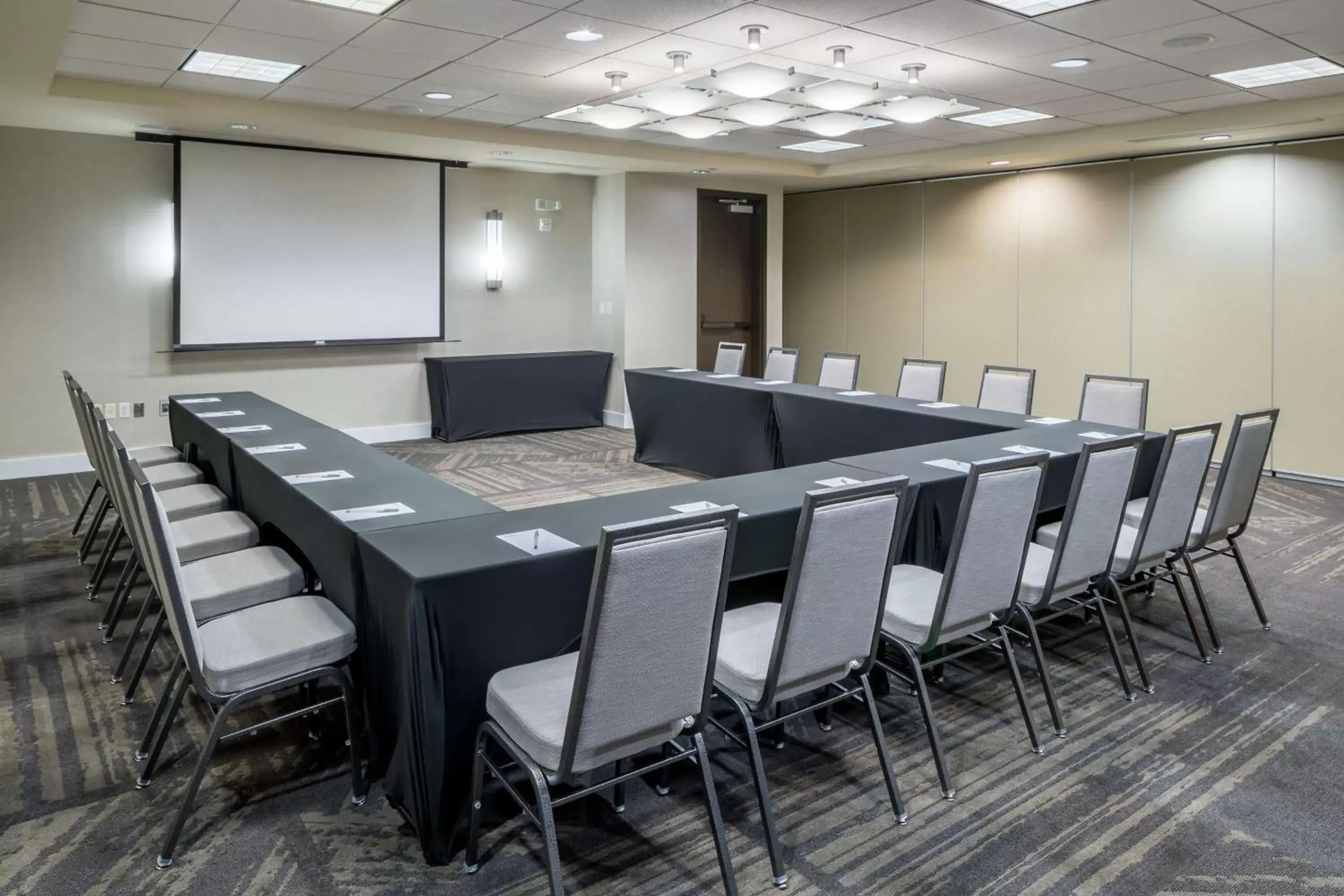 Meeting/conference room in Hilton Garden Inn DFW North Grapevine