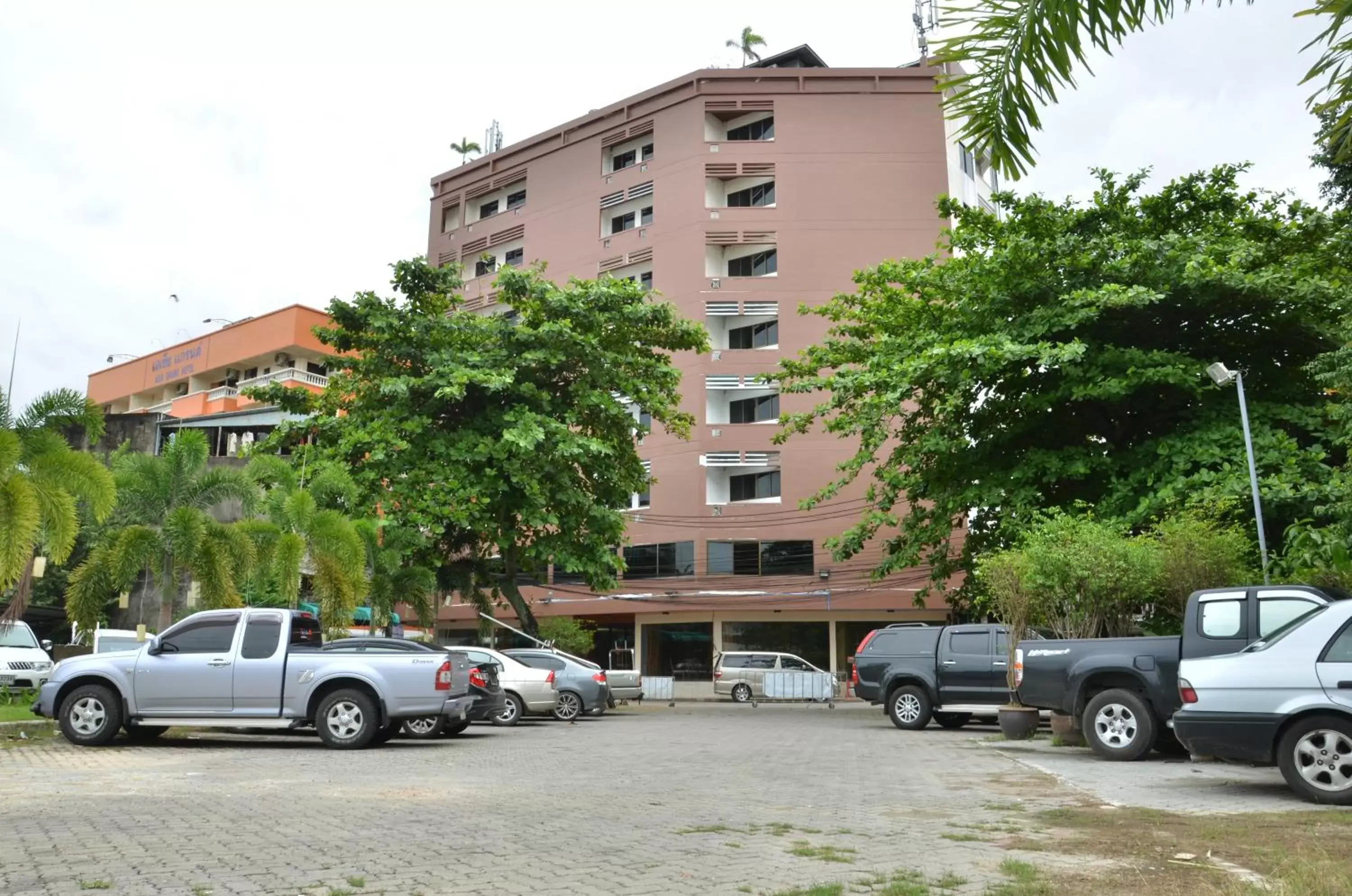 Area and facilities, Property Building in Friendlytel Hotel