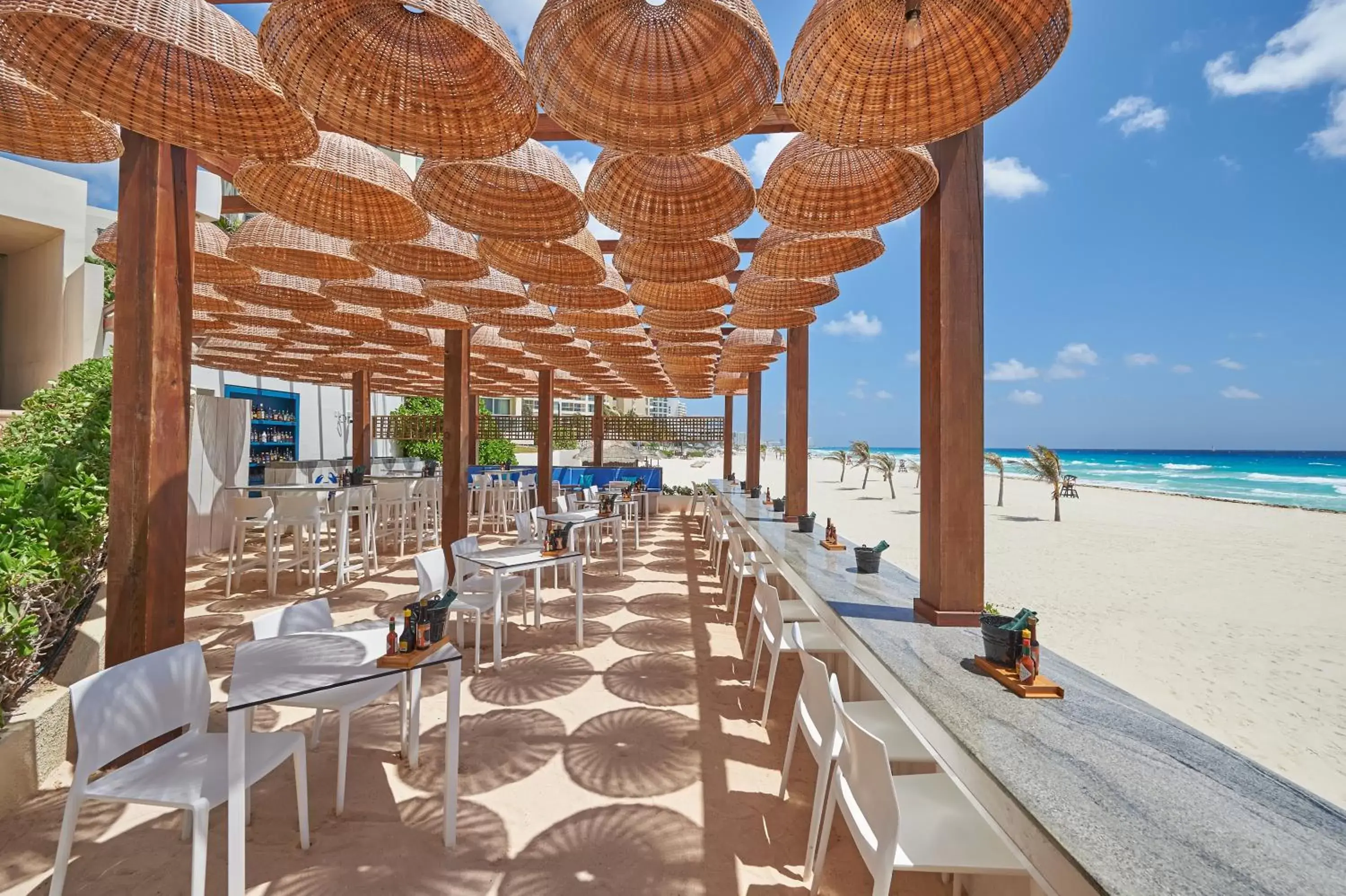 Restaurant/Places to Eat in Live Aqua Beach Resort Cancun