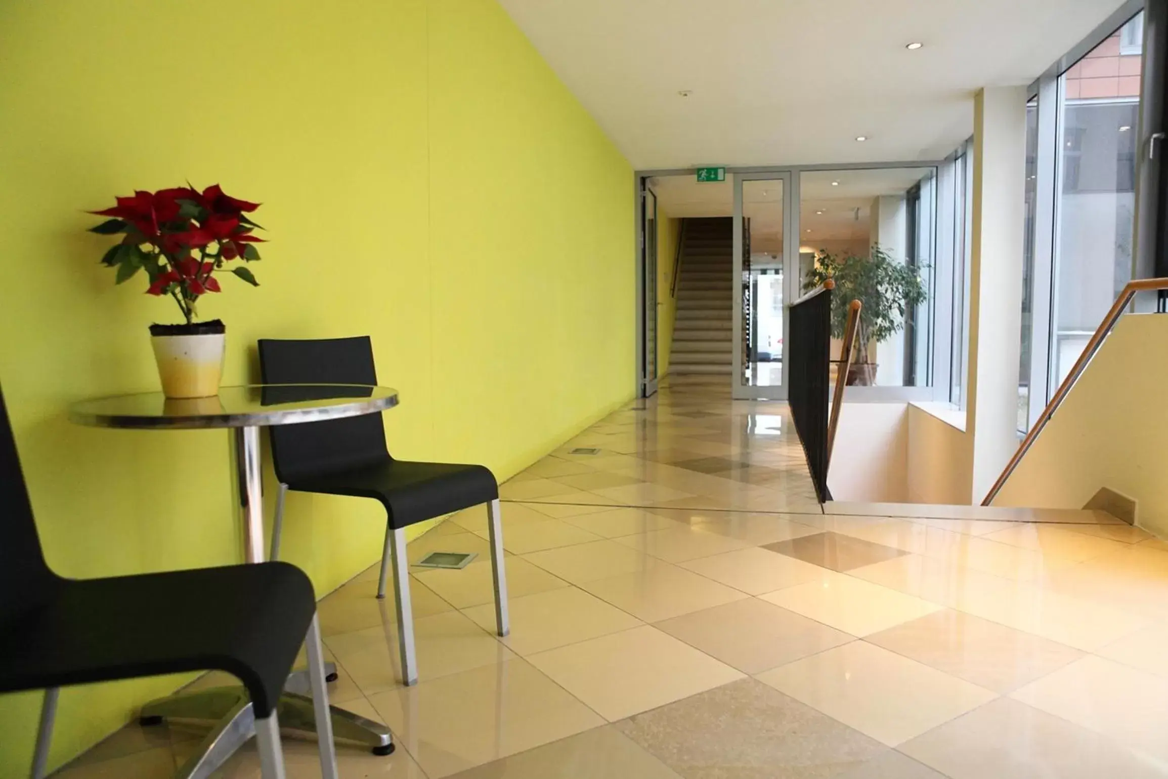 Lobby or reception in Hotel Caroline Lobby or reception in Hotel Caroline