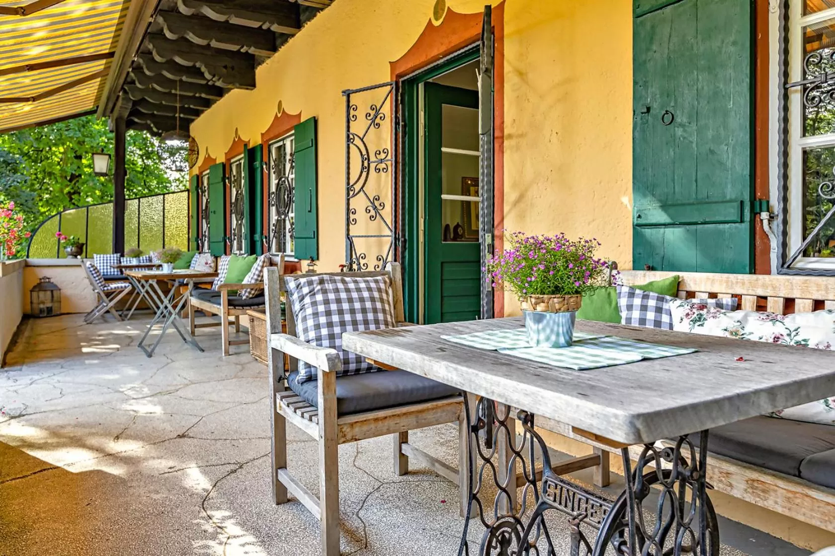 Villa Zollhaus Bed & Breakfast