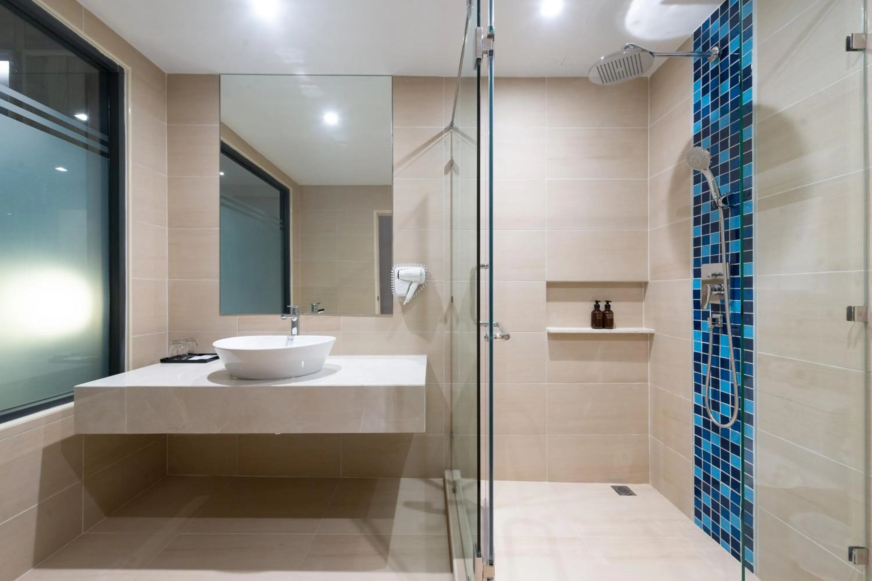 Shower in Seabed Grand Hotel Phuket - SHA Extra Plus