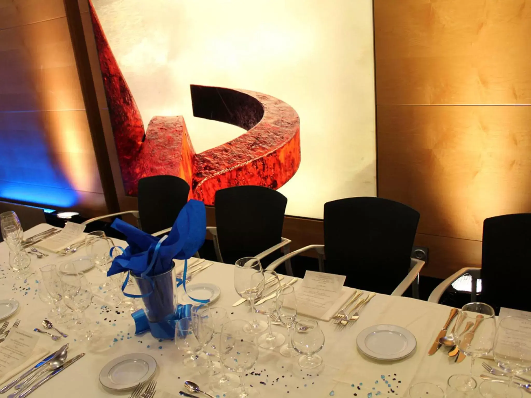 Banquet/Function facilities, Restaurant/Places to Eat in Hotel Silken Amara Plaza