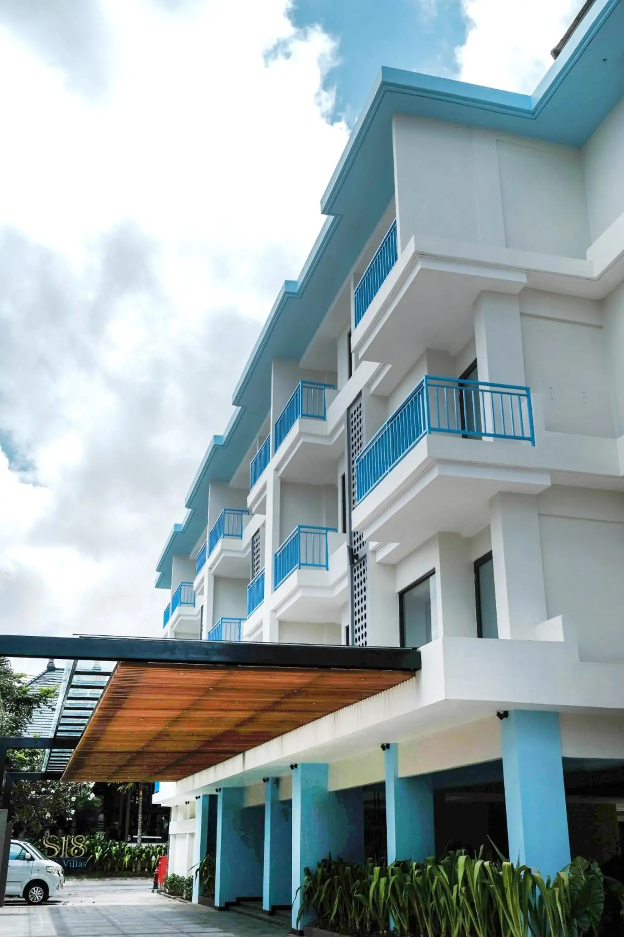 Balcony/Terrace, Property Building in Bloo Bali Hotel