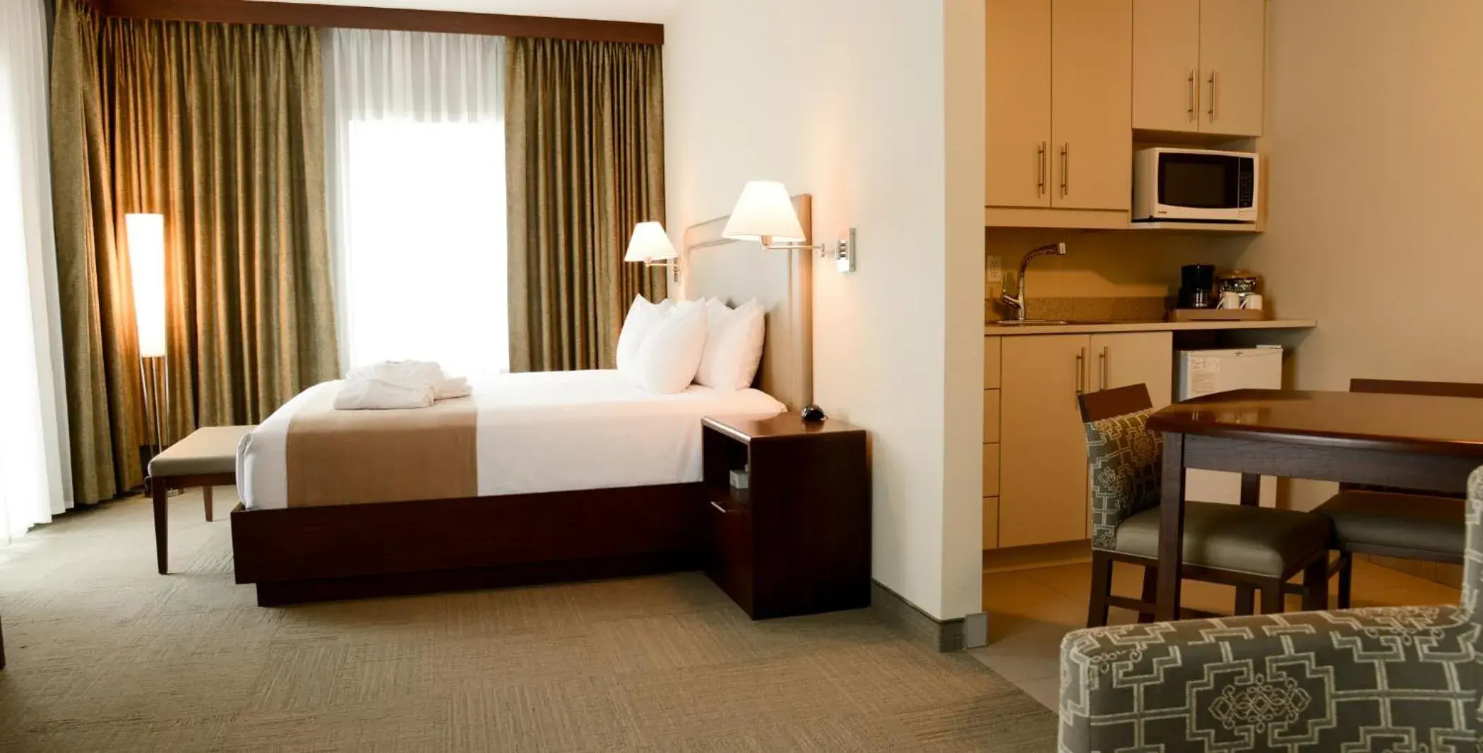 King Room with Kitchenette in Château Arnaud King Room with Kitchenette in Château Arnaud