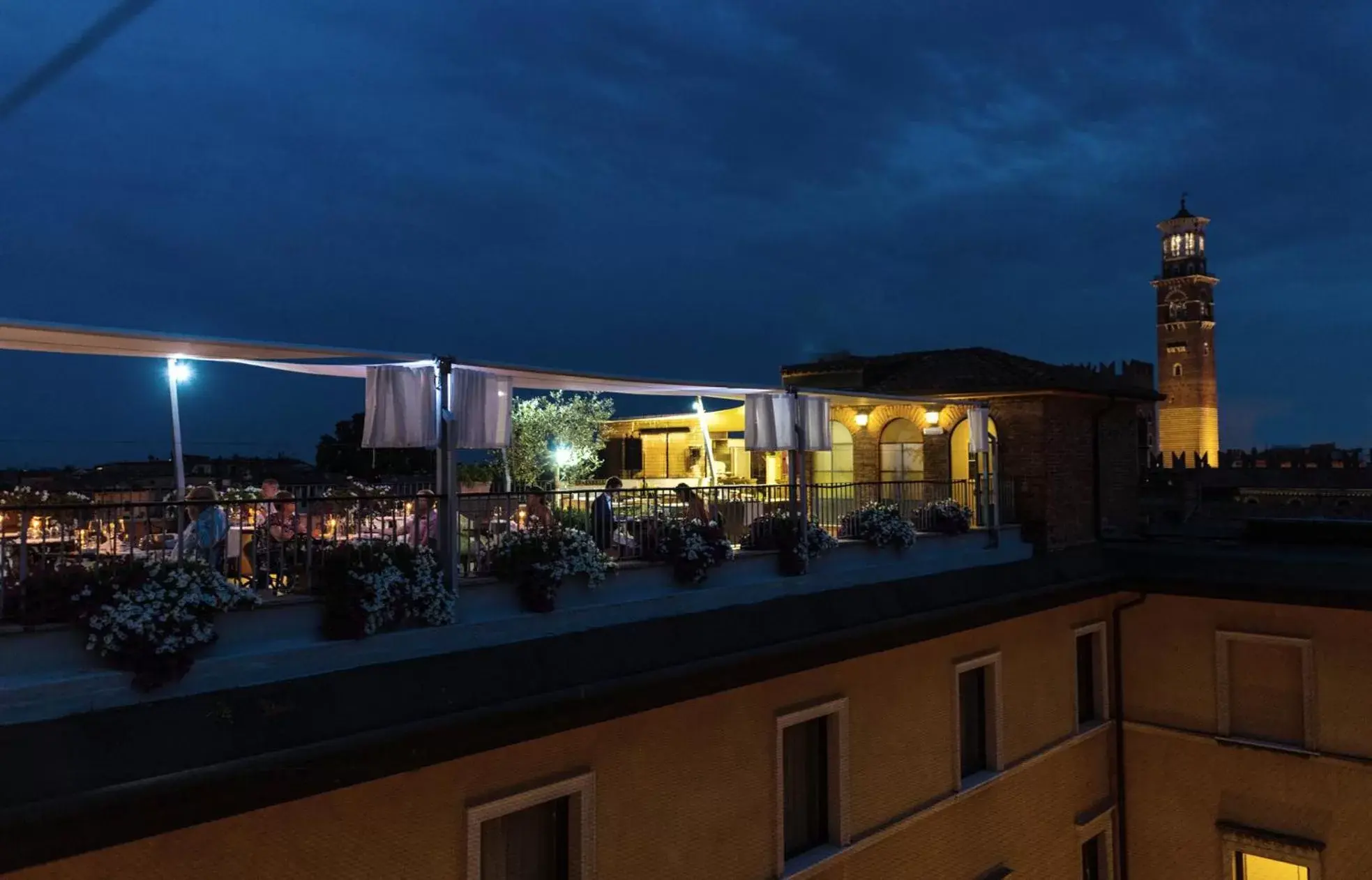 Restaurant/places to eat in Due Torri Hotel