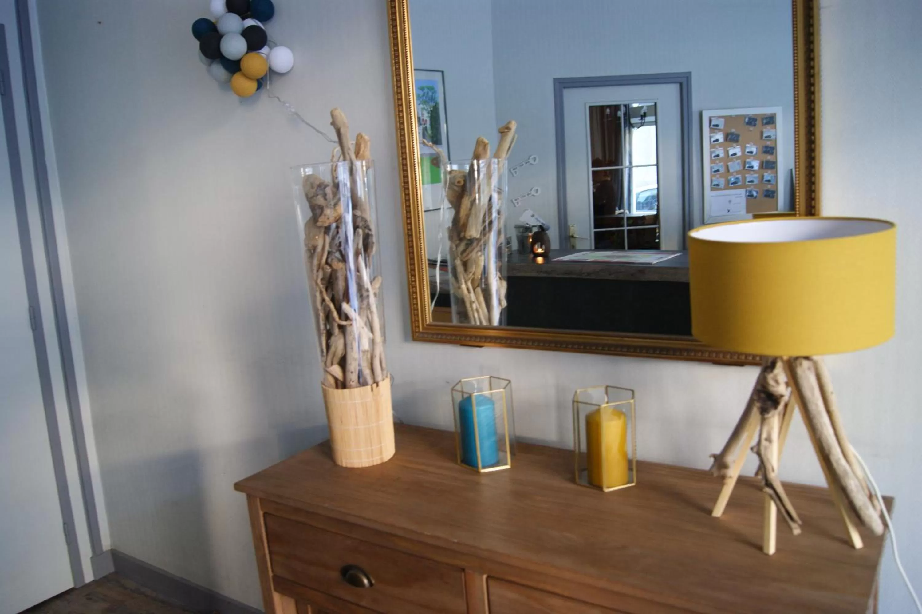 Decorative detail in Hôtel Central