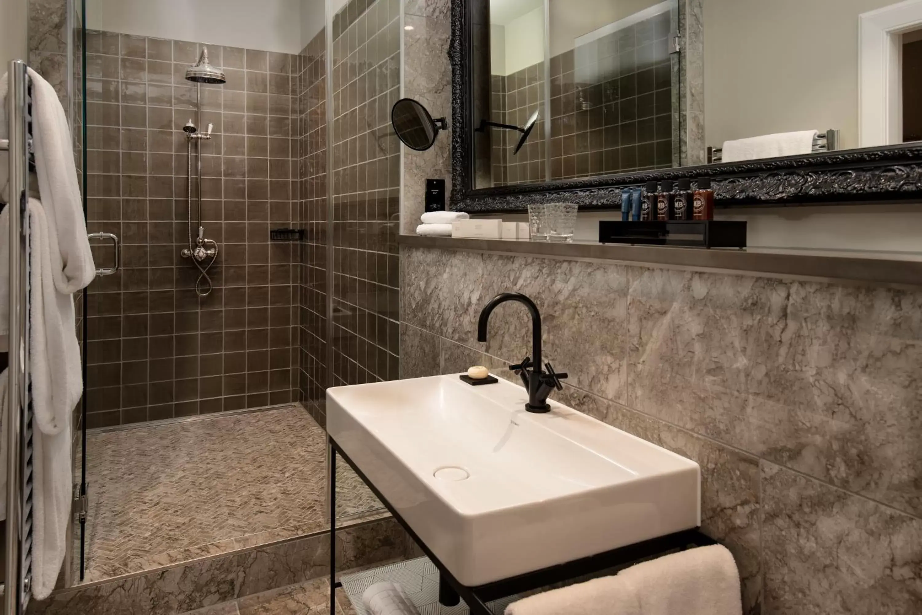 Bathroom in SCHLOSS Roxburghe, part of Destination by Hyatt