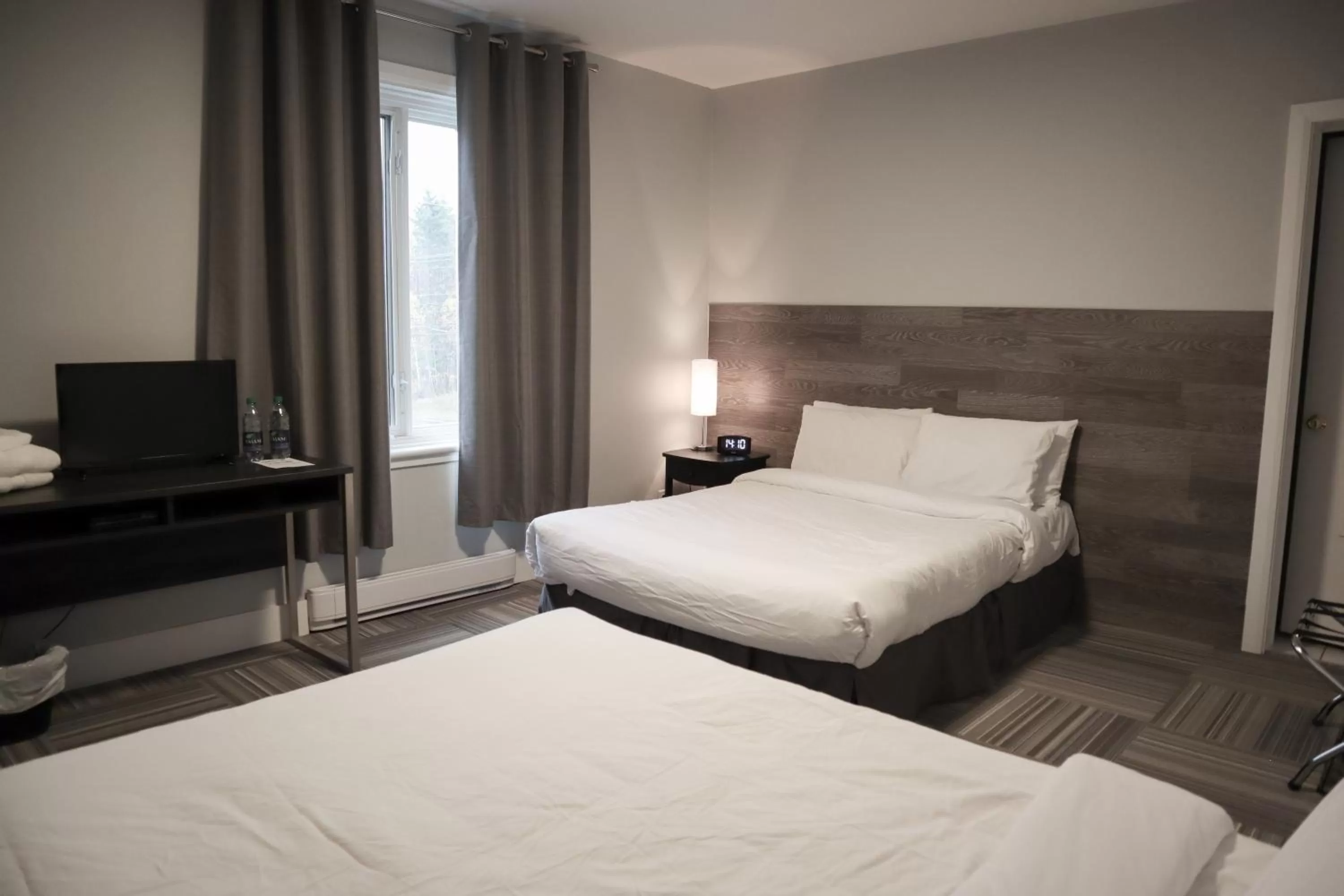 Bed in Auberge Valcartier - Par Aneyro