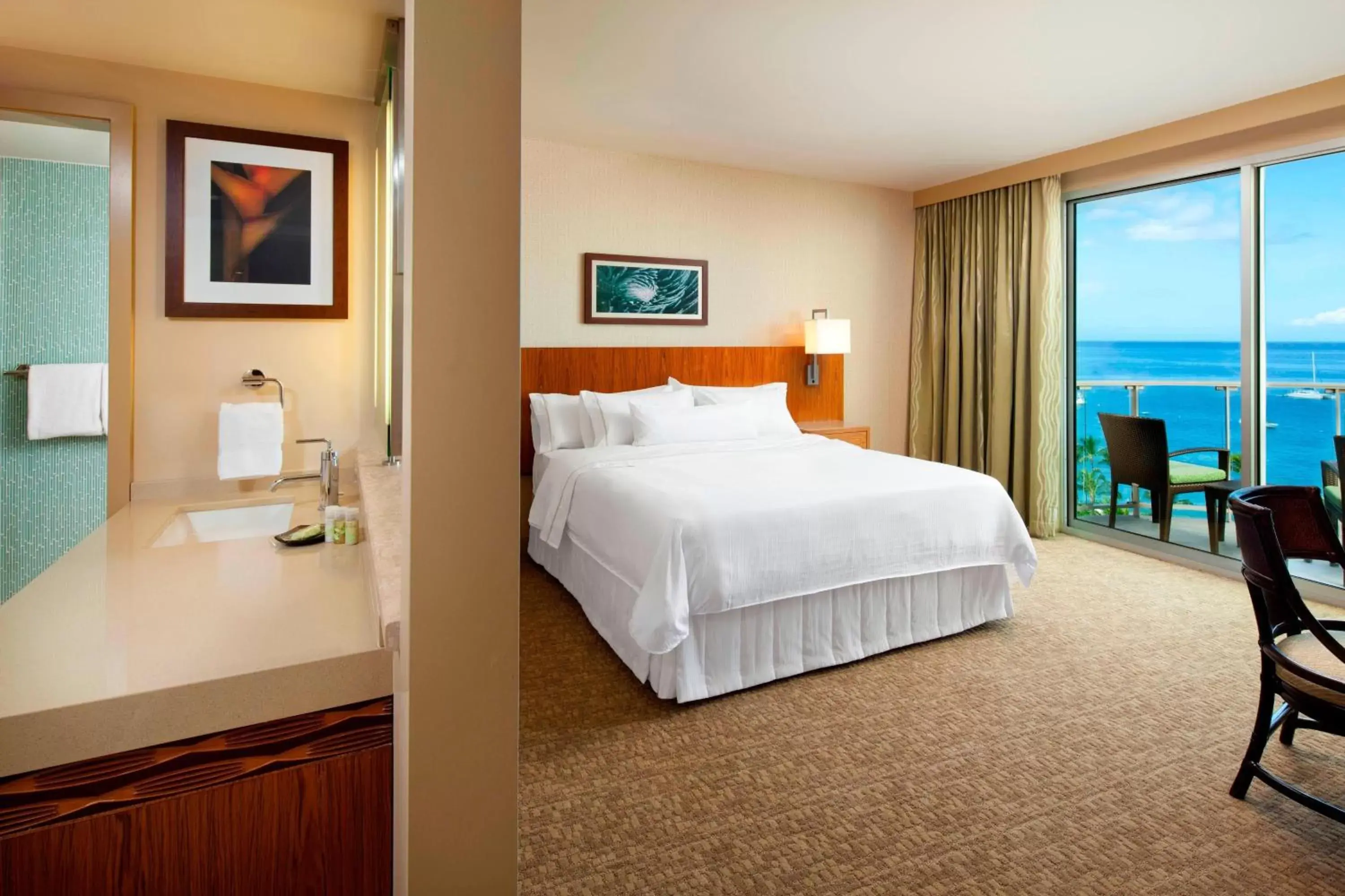 Bedroom, Bed in The Westin Maui Resort & Spa, Ka'anapali