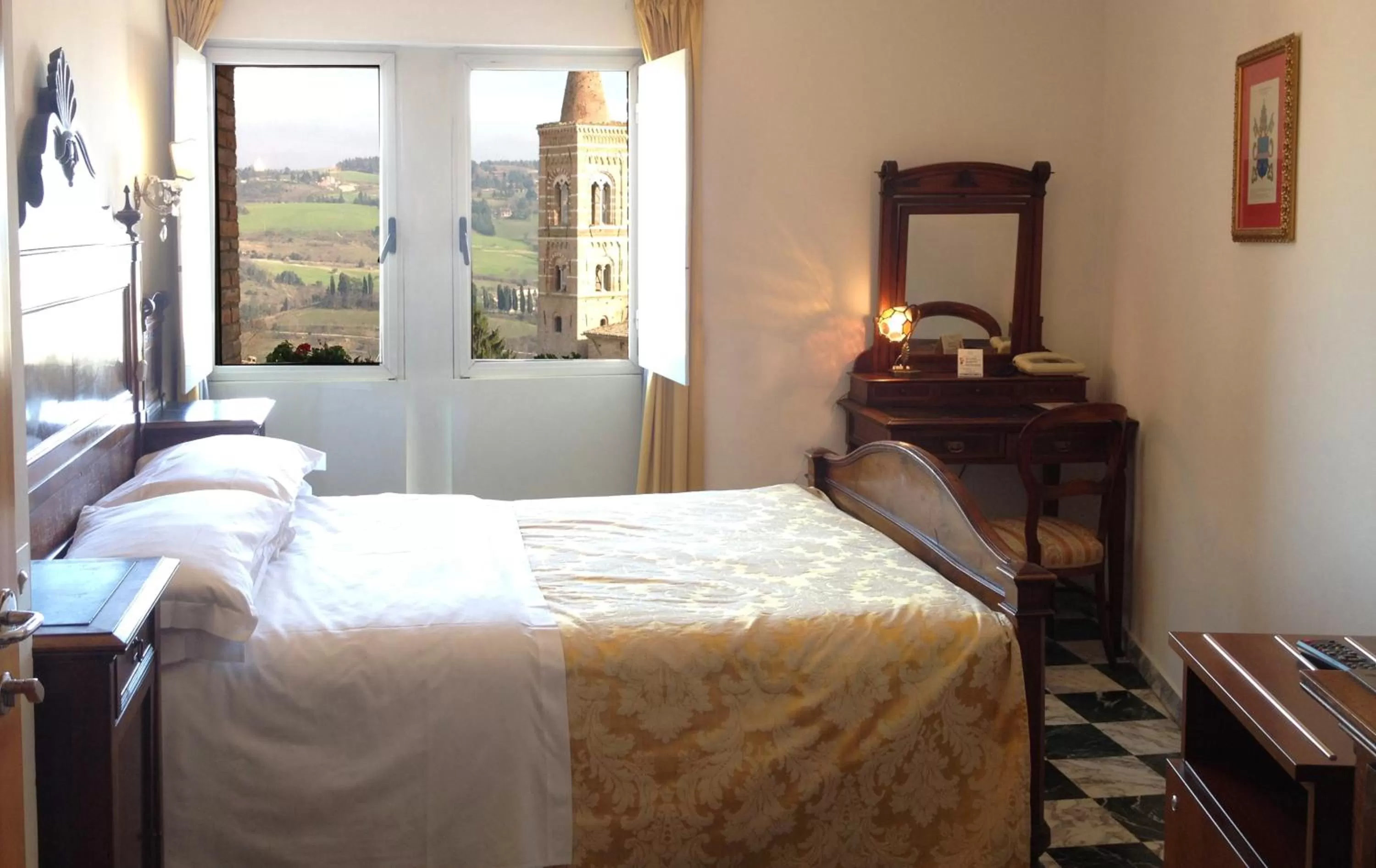 Photo of the whole room, Bed in Albergo Hotel Raffaello