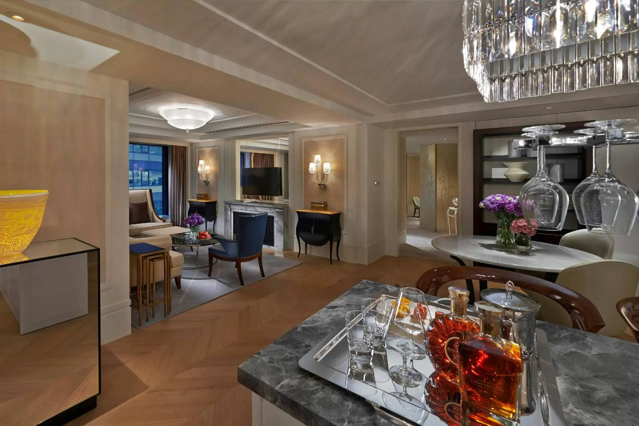 Living room, Seating Area in Mandarin Oriental Taipei