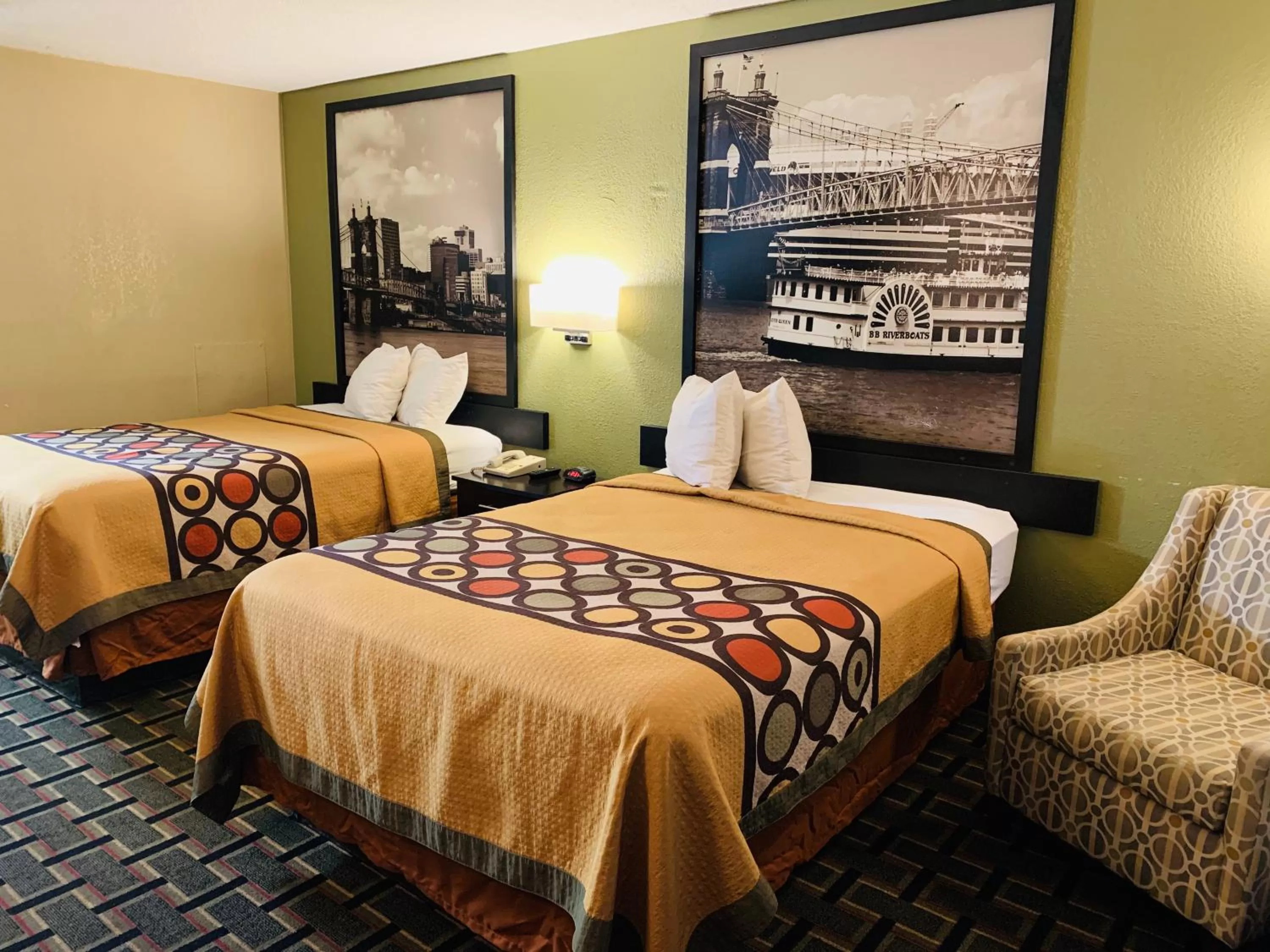 Bed in Super 8 by Wyndham Cincinnati-Springdale OH