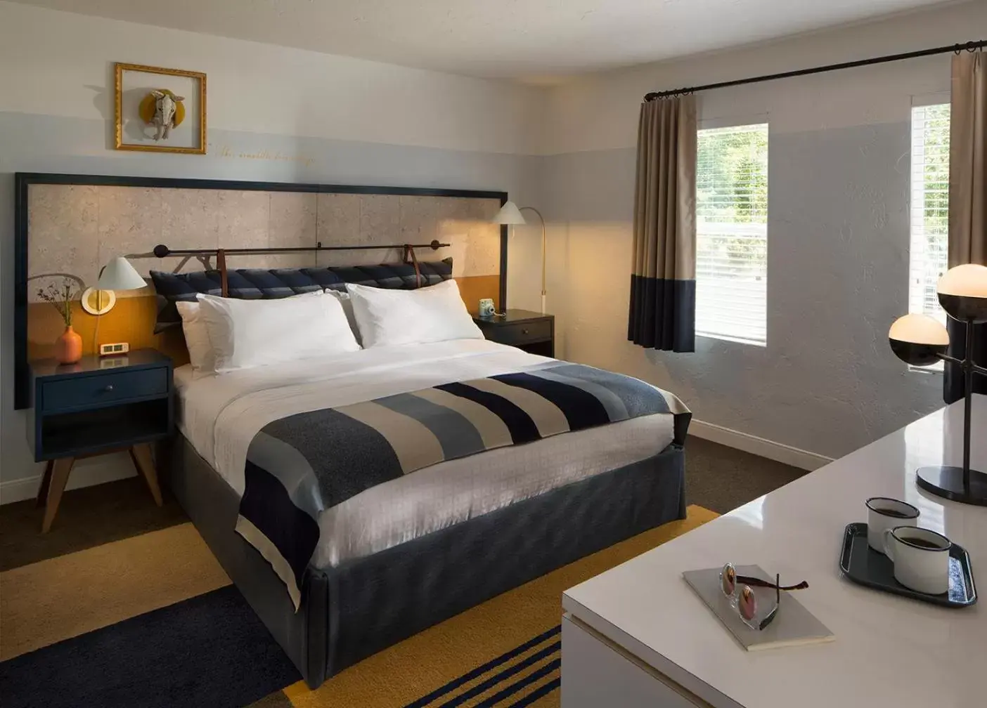 Bed in Calistoga Motor Lodge & Spa, part of JdV by Hyatt