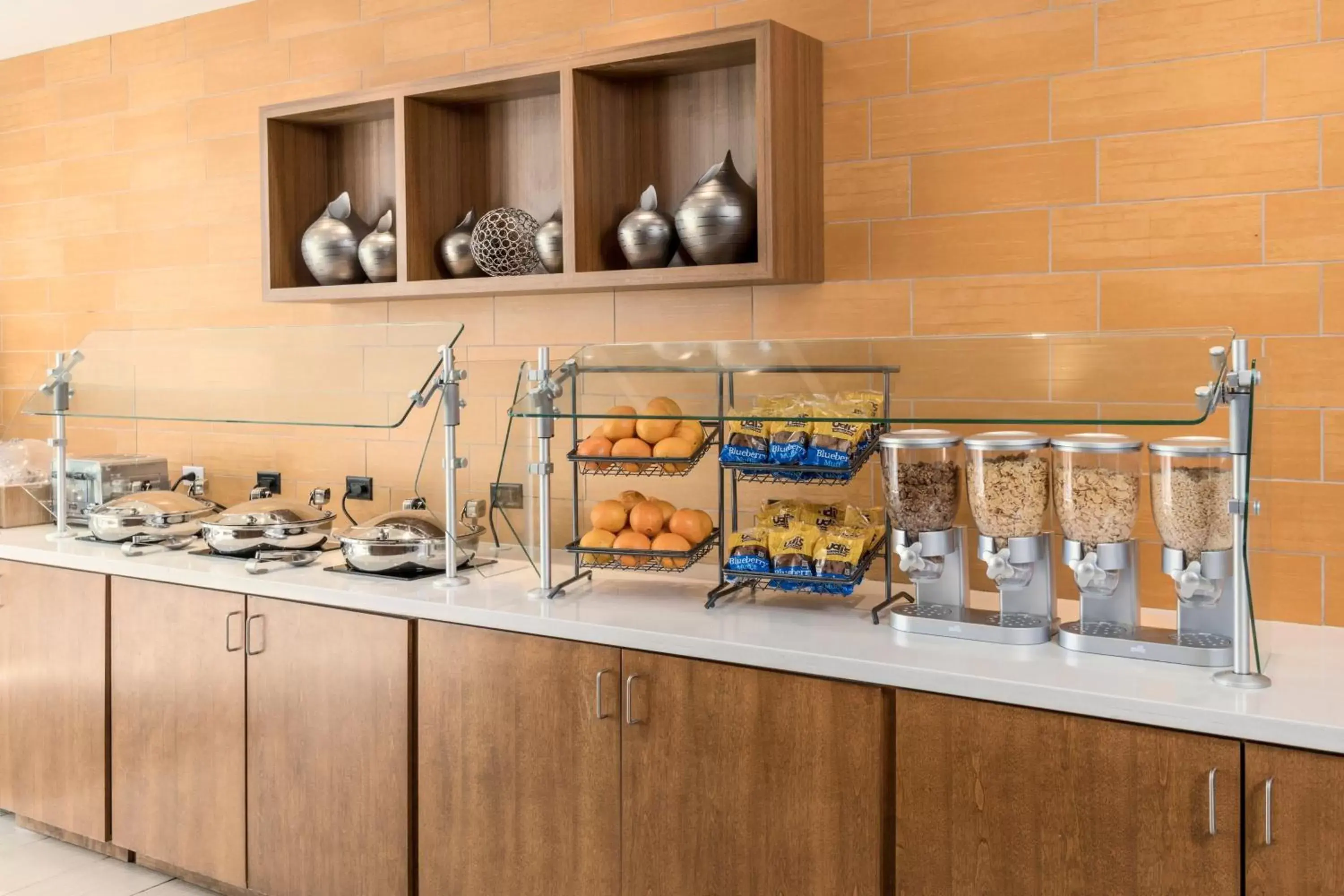 Breakfast, Kitchen/Kitchenette in SpringHill Suites by Marriott Lafayette South at River Ranch