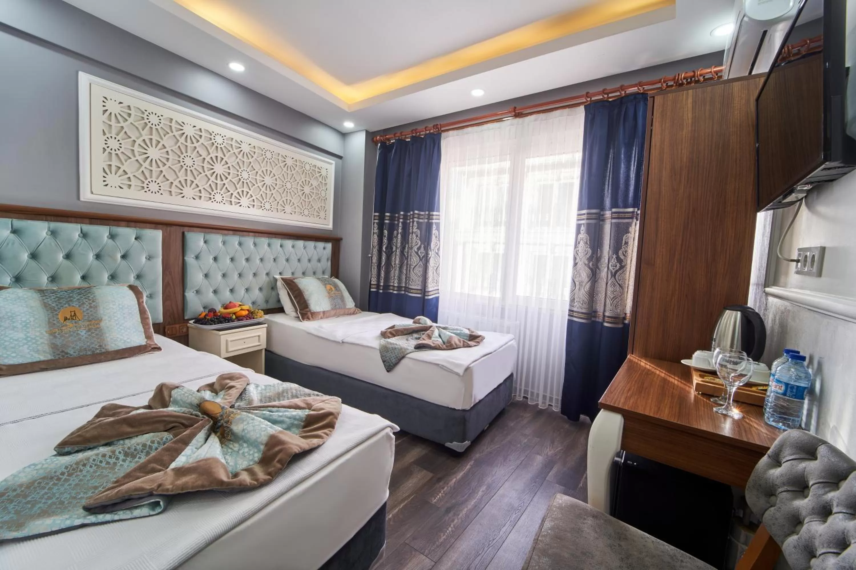 Bed in Istanbul Sirkeci Hotel