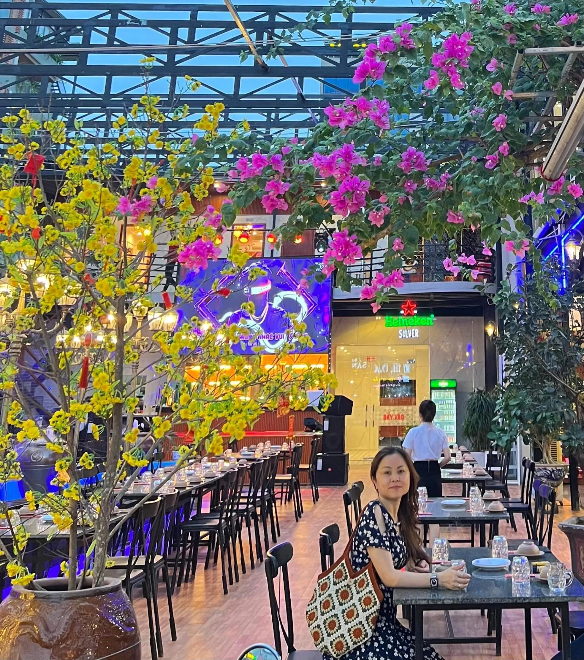 Restaurant/places to eat in FLC Sea Tower Quy Nhơn - Homostay