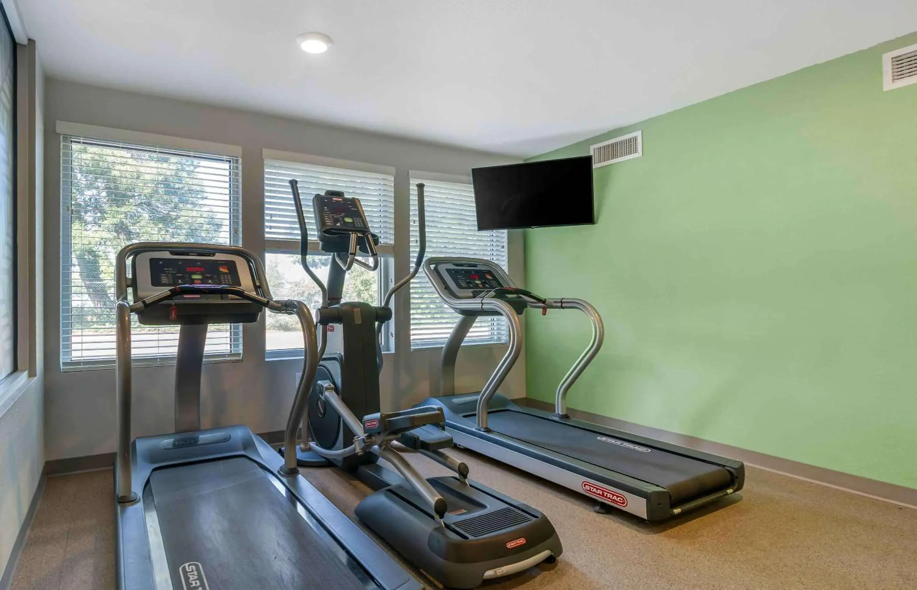 Fitness centre/facilities, Fitness Center/Facilities in Extended Stay America Suites - Portland - East