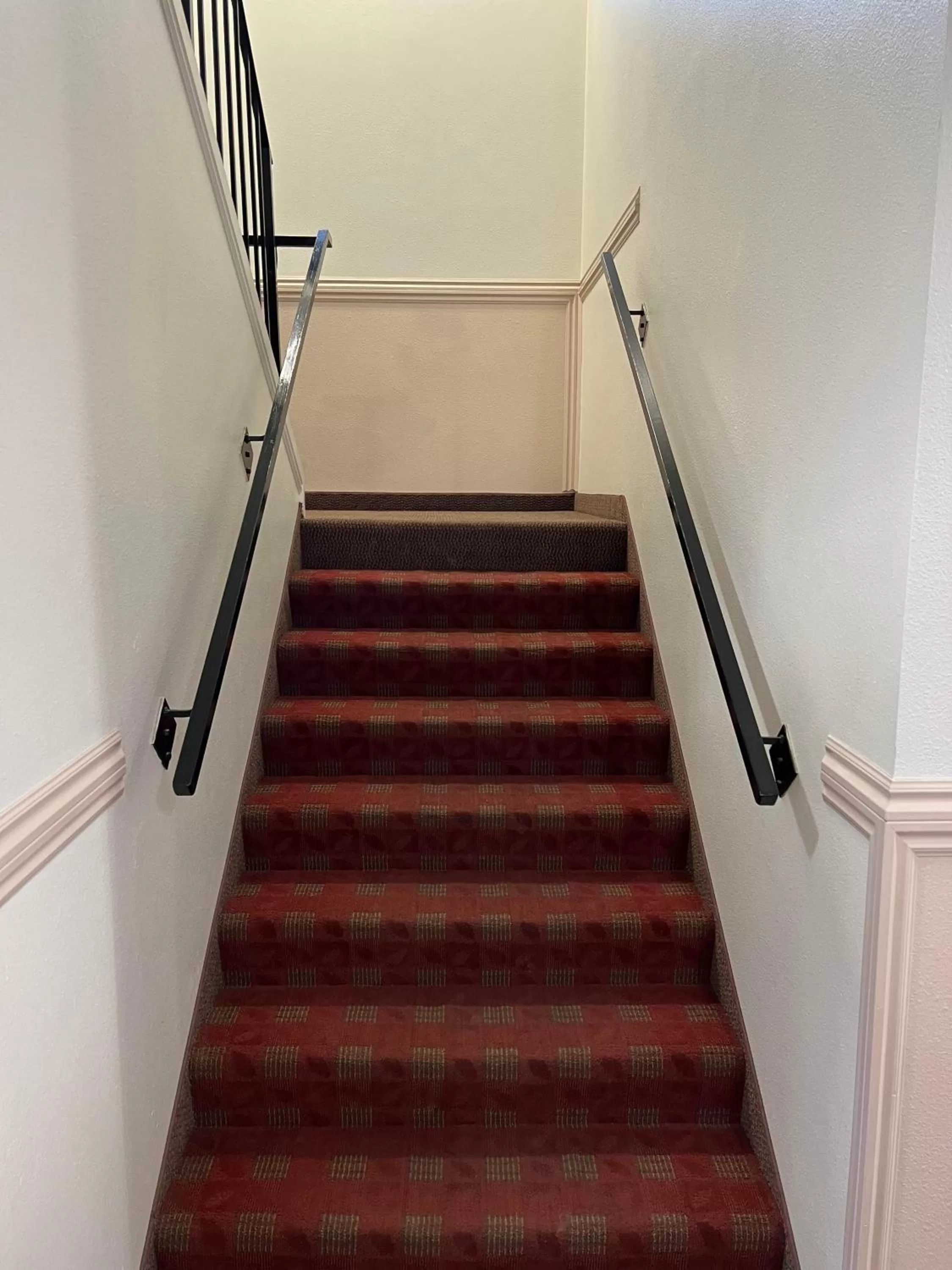 Property building in Days Inn by Wyndham Lake Point