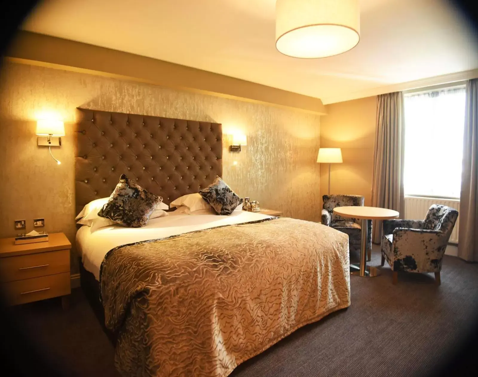 Bedroom, Bed in Park Inn by Radisson Shannon Airport