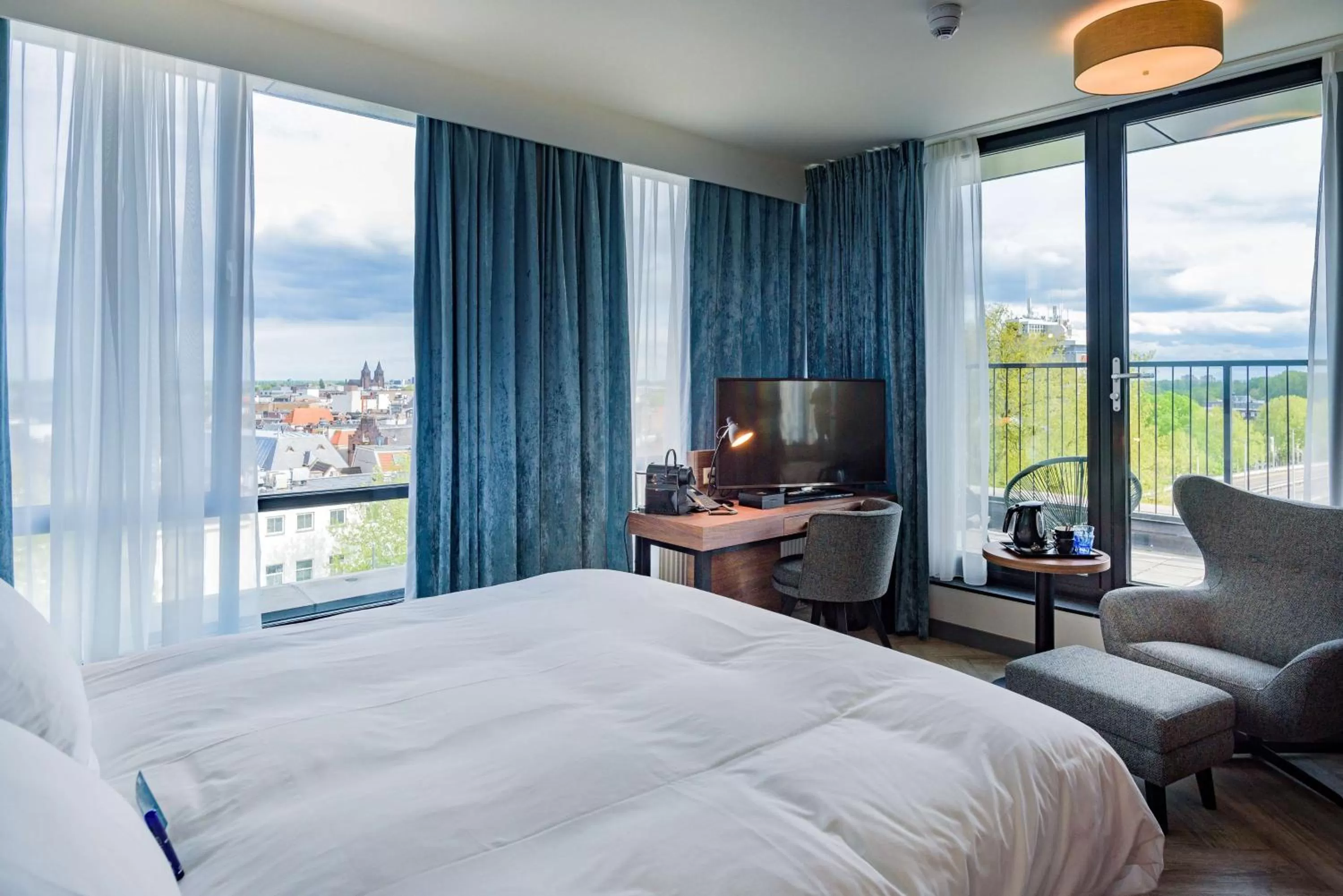 Velvet Wellness King Room with City Spa Access in City Hotel Haarhuis, World Hotels Crafted Collection