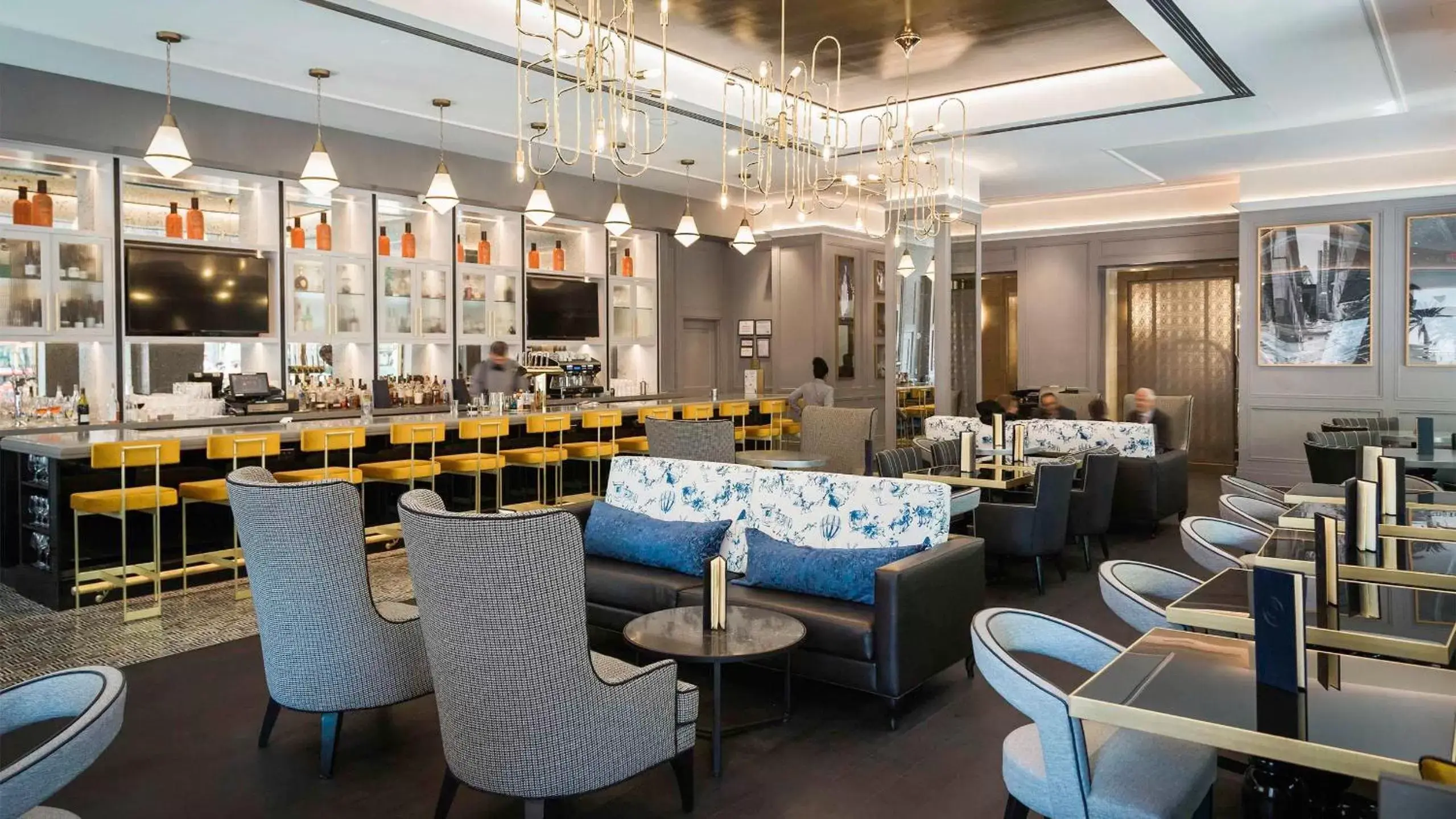 Lounge or bar, Restaurant/Places to Eat in Sofitel Lafayette Square Washington DC