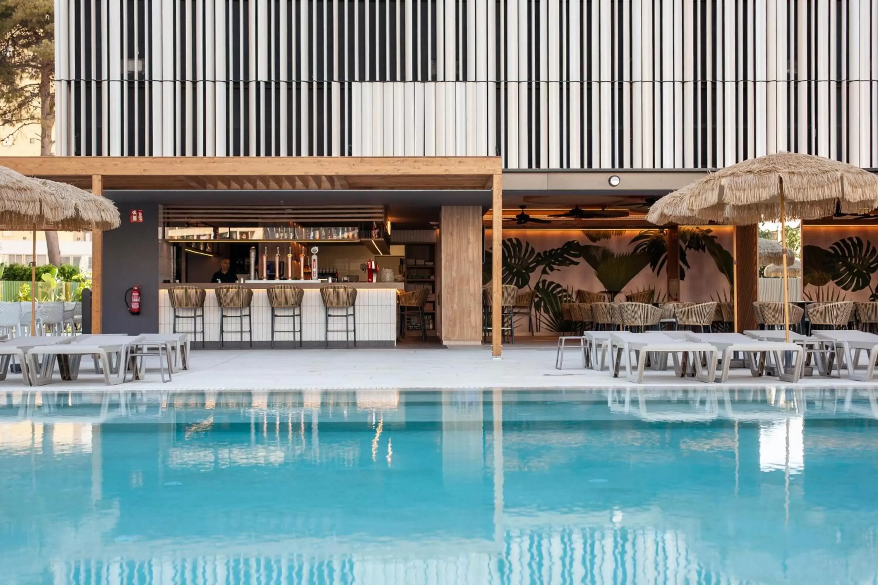 Lounge or bar, Swimming Pool in Hotel Primavera Park