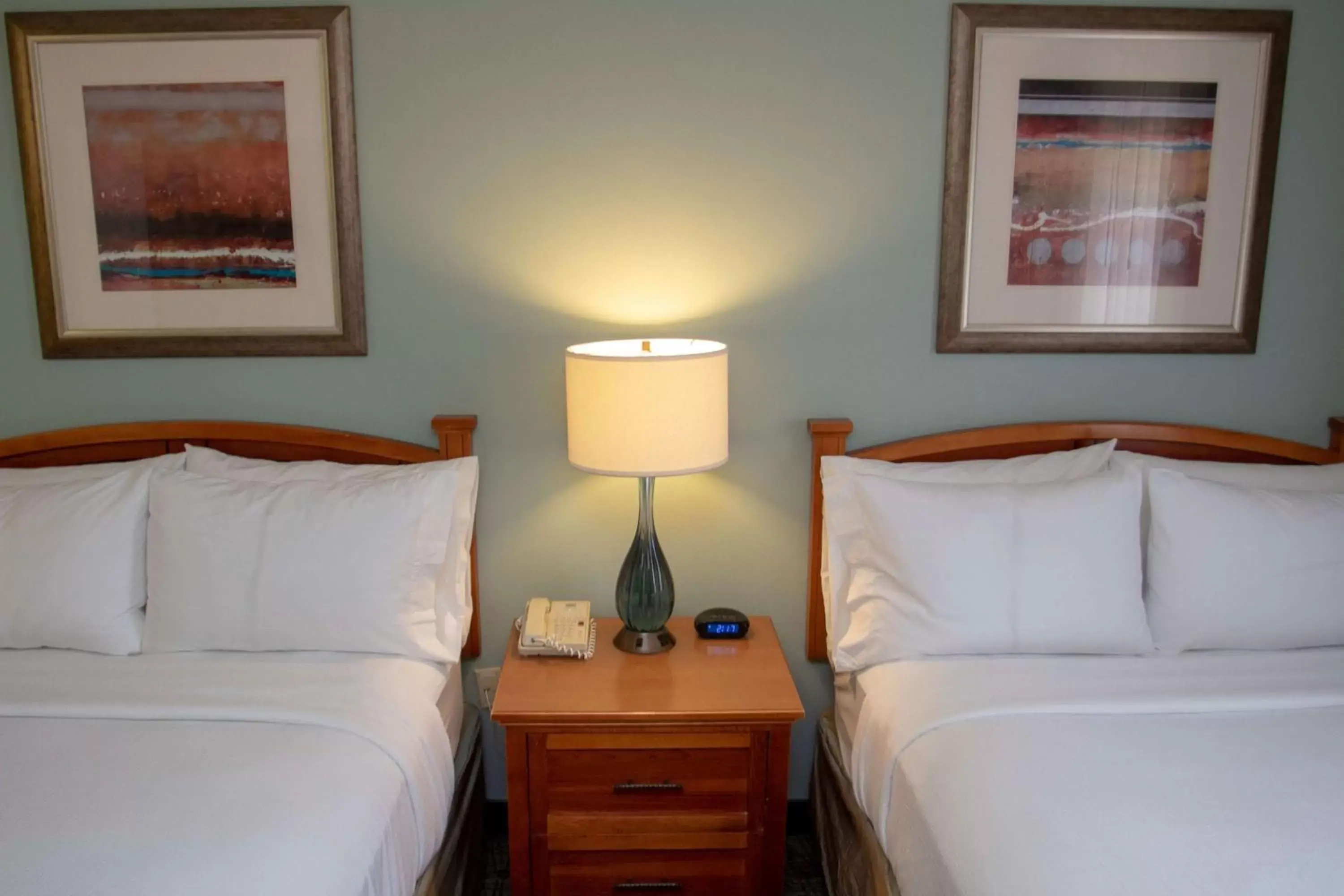 Bed in Sonesta ES Suites San Antonio Northwest Medical Center
