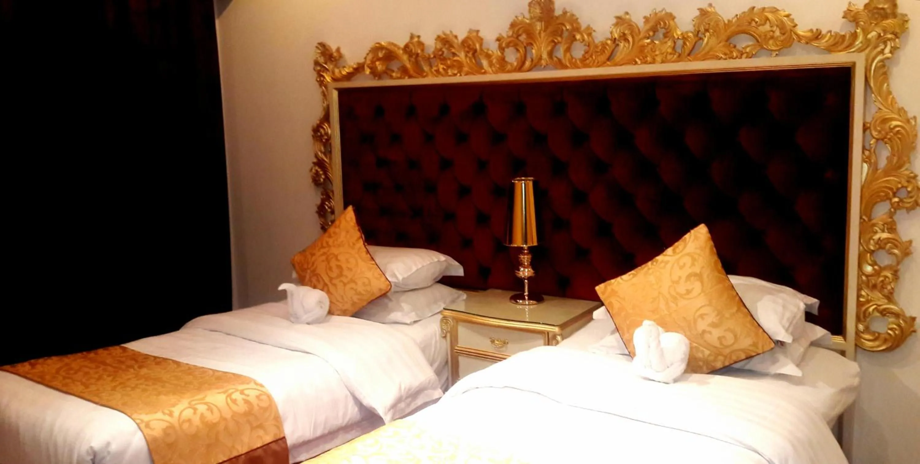 Bedroom, Bed in فندق حديقة الأزهار