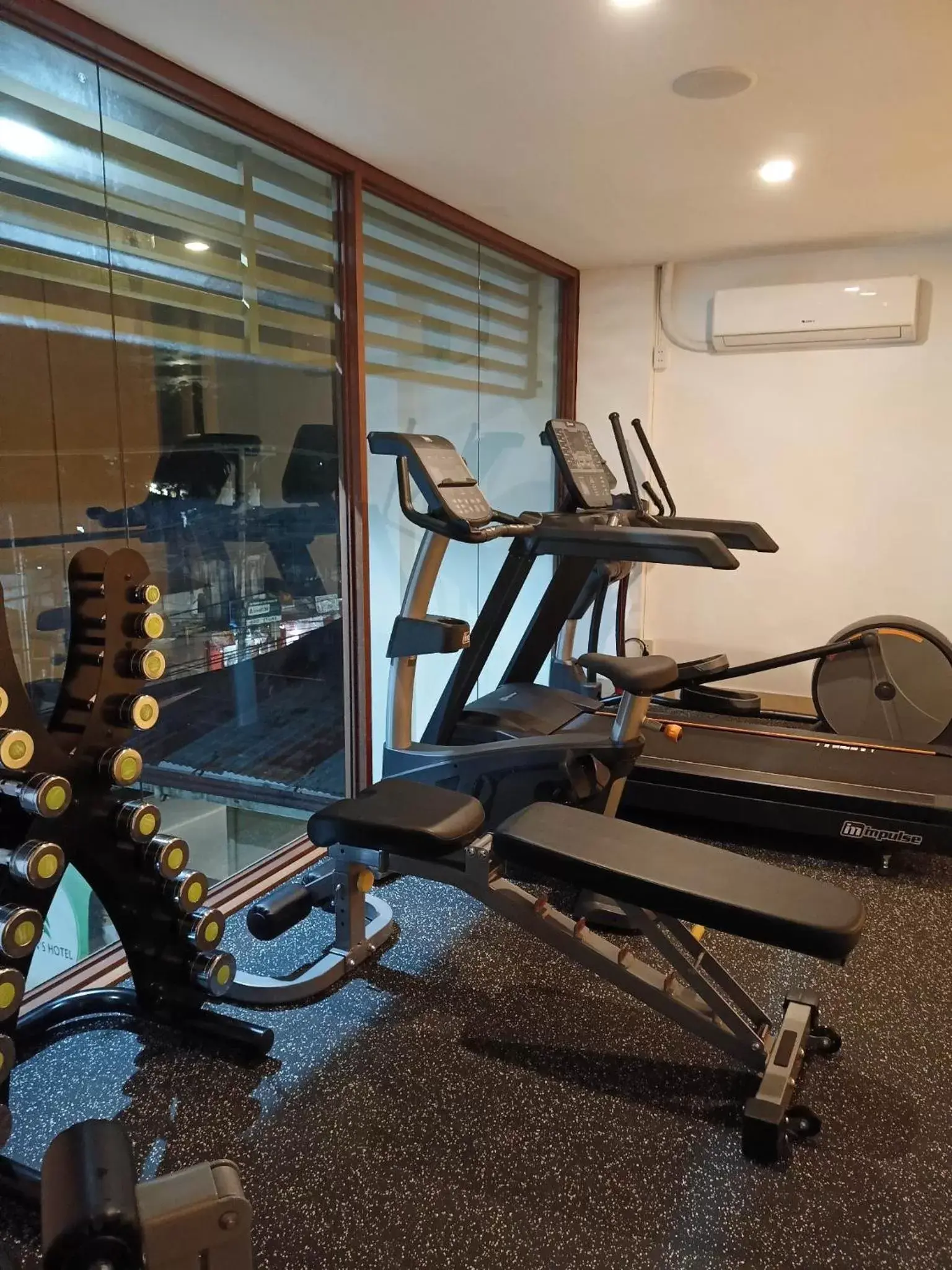 Fitness centre/facilities, Fitness Center/Facilities in Vivien's Hotel