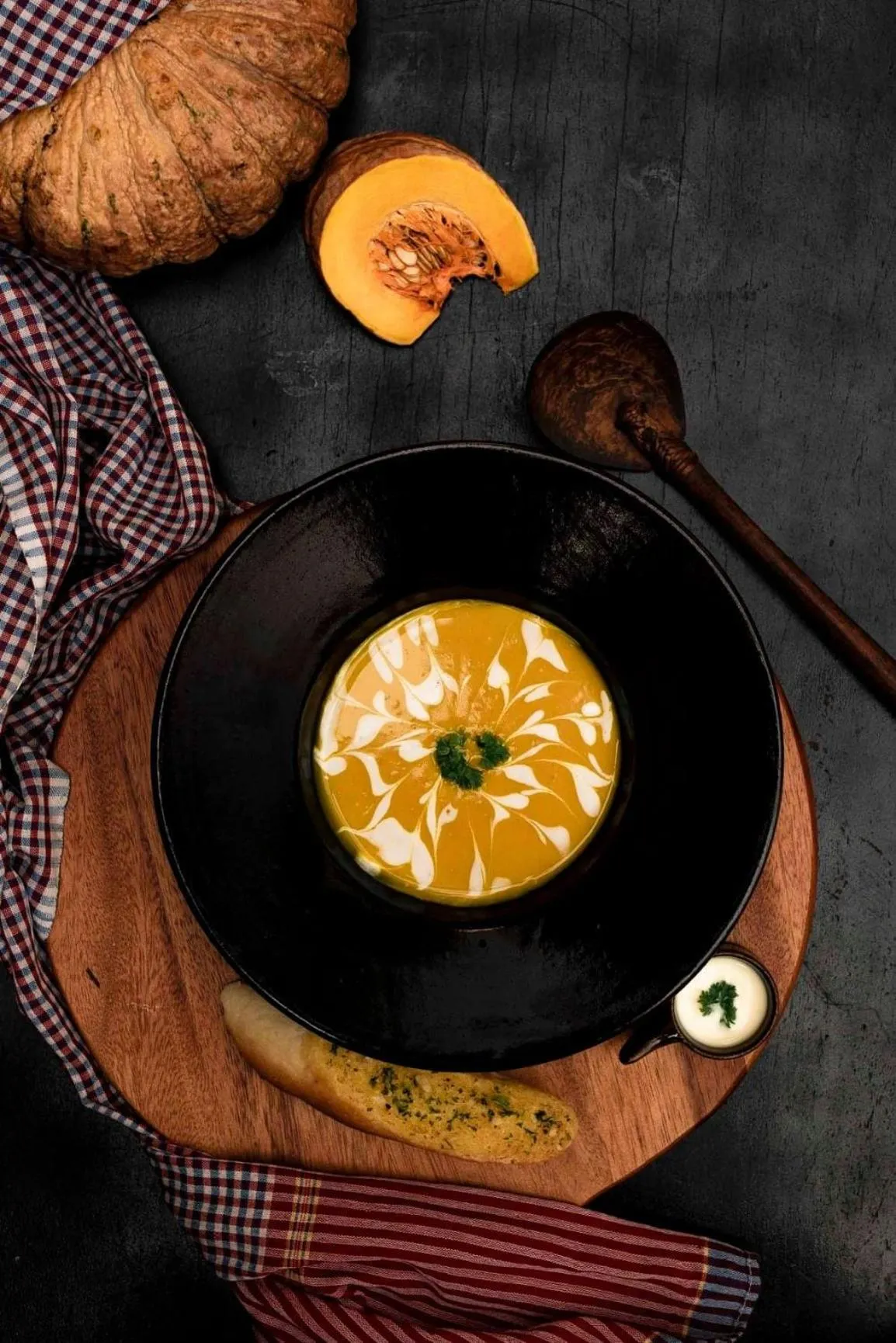 Restaurant/places to eat in Montra Nivesha Residence