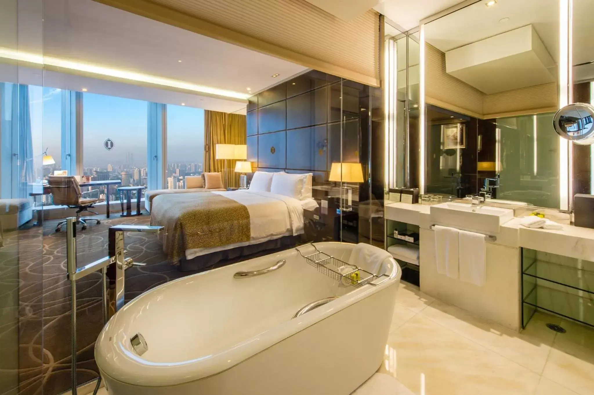 Photo of the whole room, Bathroom in InterContinental Nanjing, an IHG Hotel