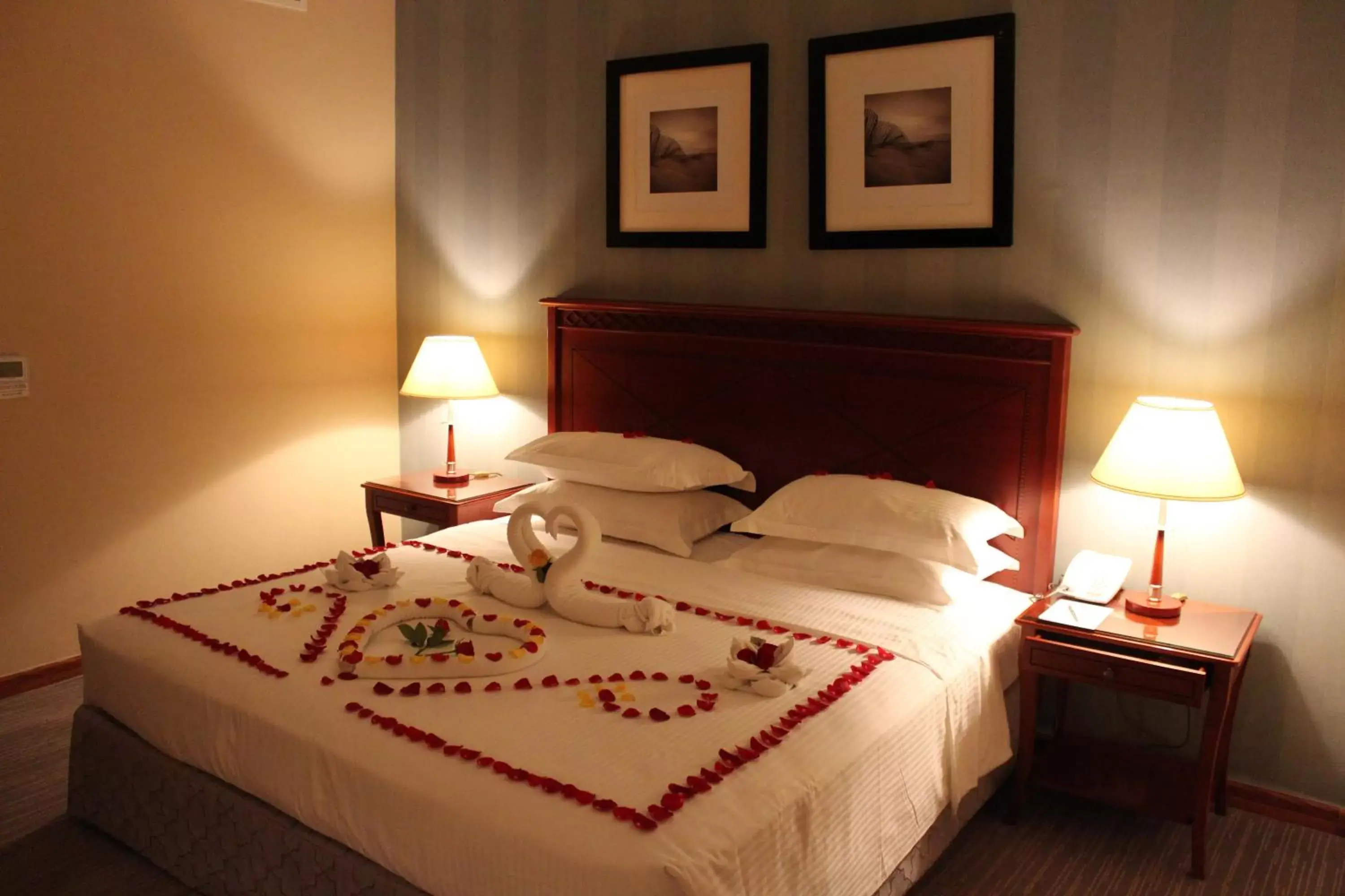 Bedroom, Room Photo in MANAZEL Al DIAFA SERVICED APARTMENTS