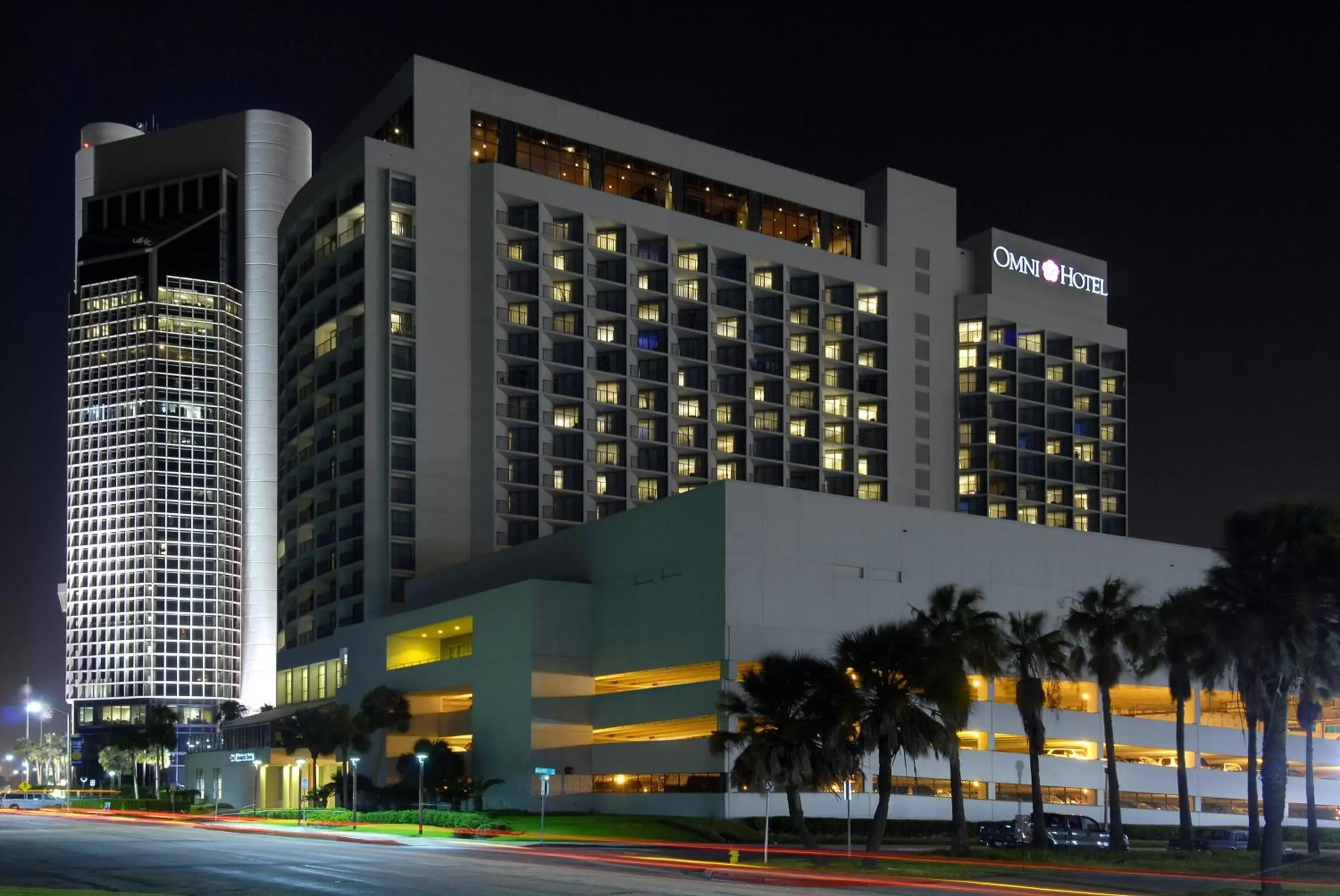 Property Building in Omni Corpus Christi Hotel