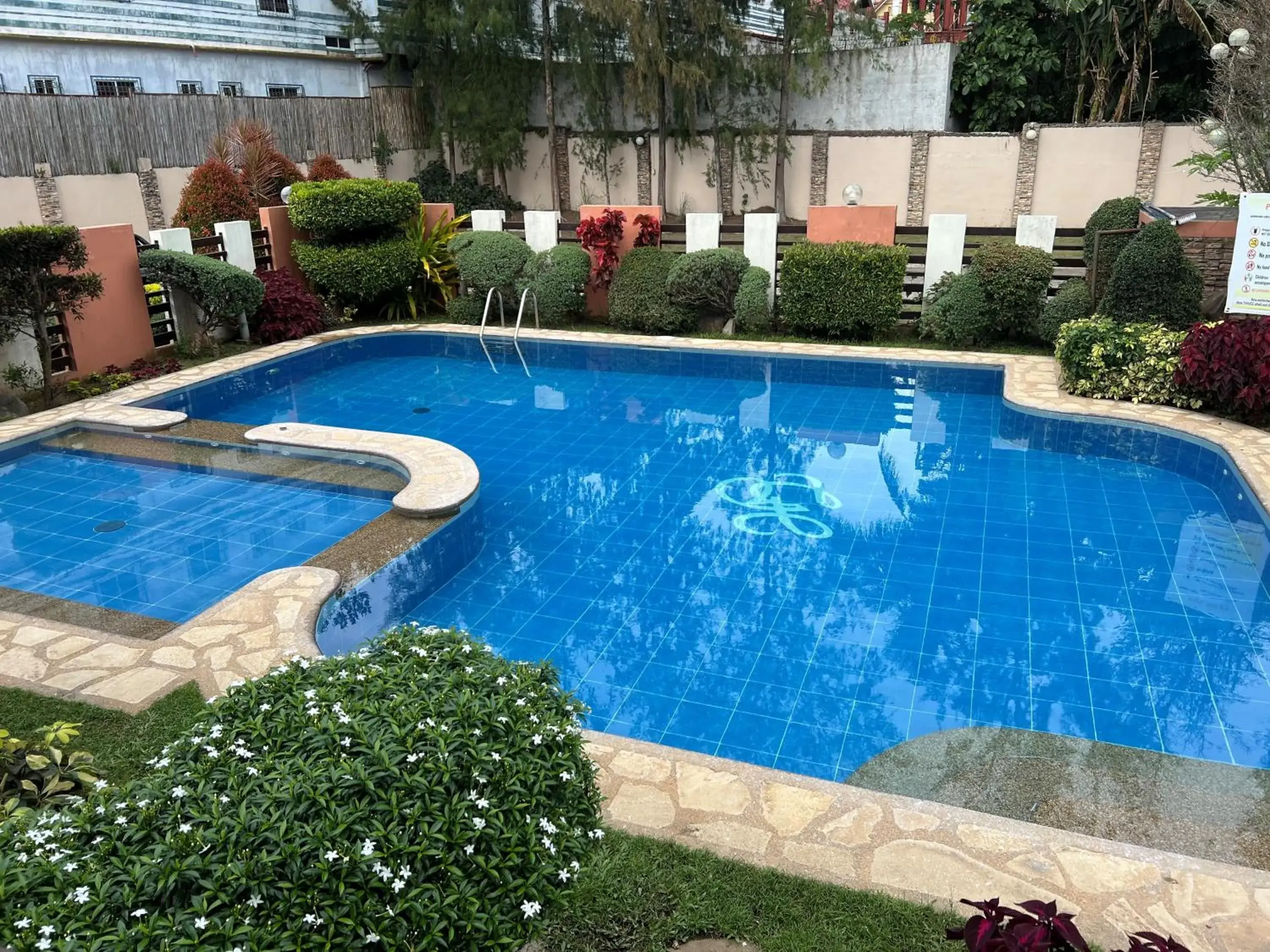 Swimming Pool in Tagaytay Hampton Villa