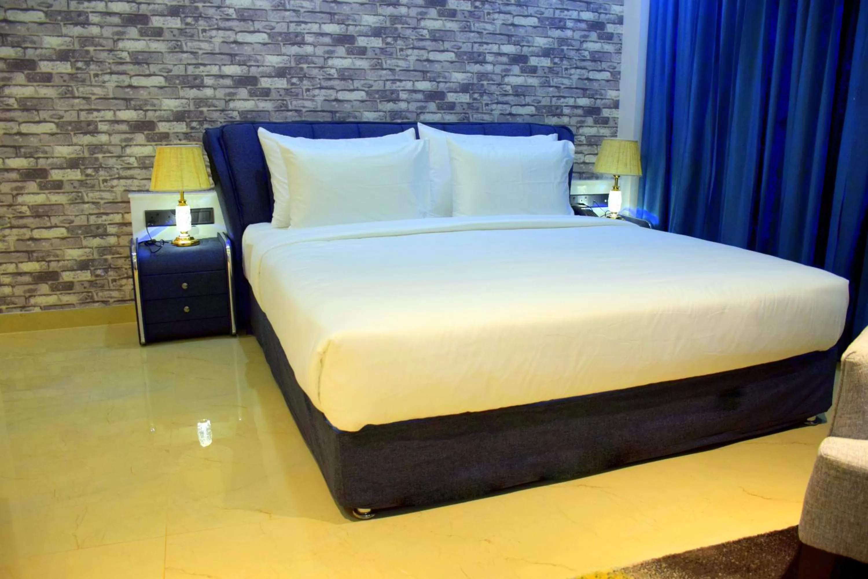 Bed in Ruvisha Beach Hotel