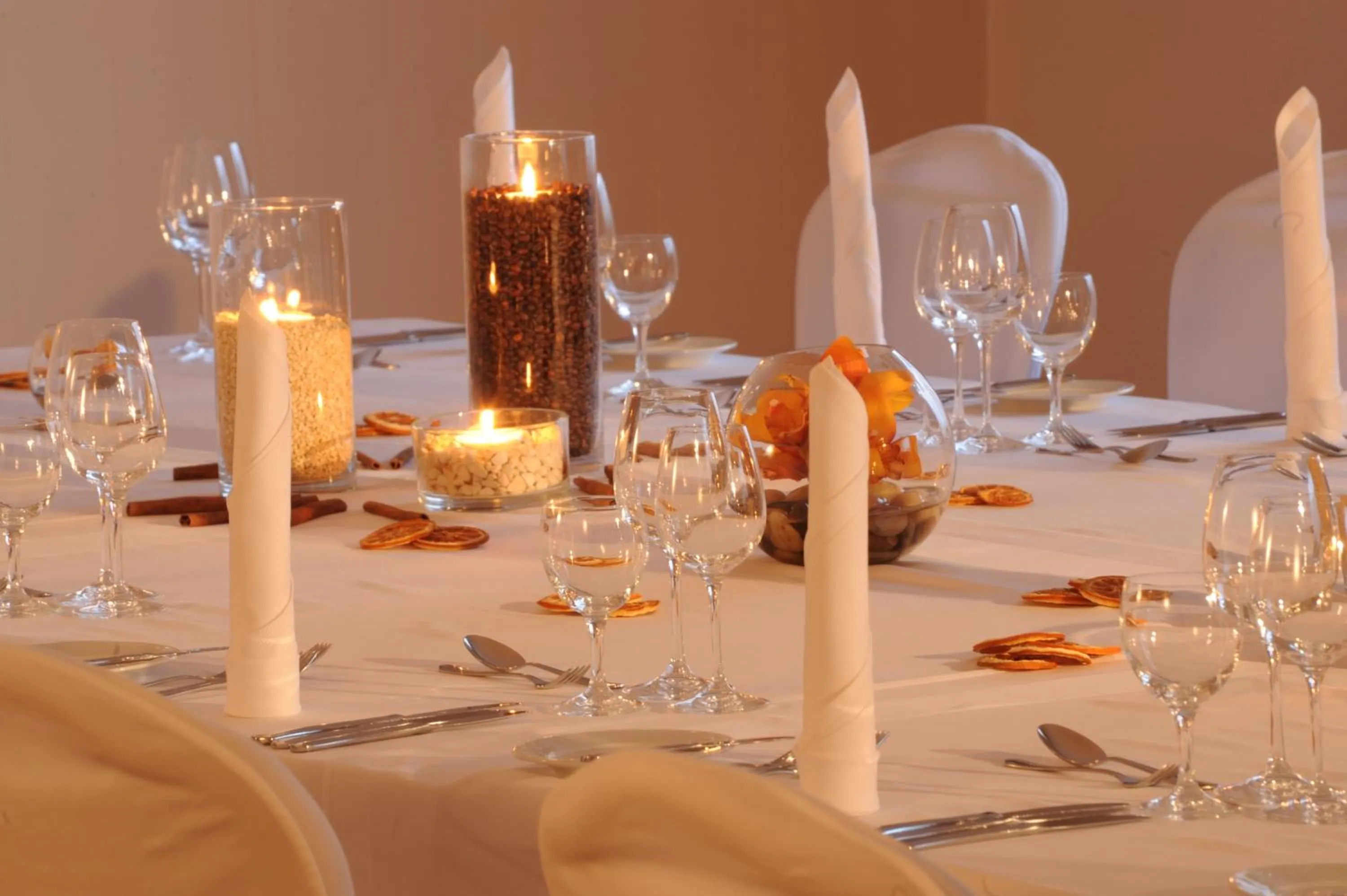 Restaurant/places to eat in Air Hotel Wartburg